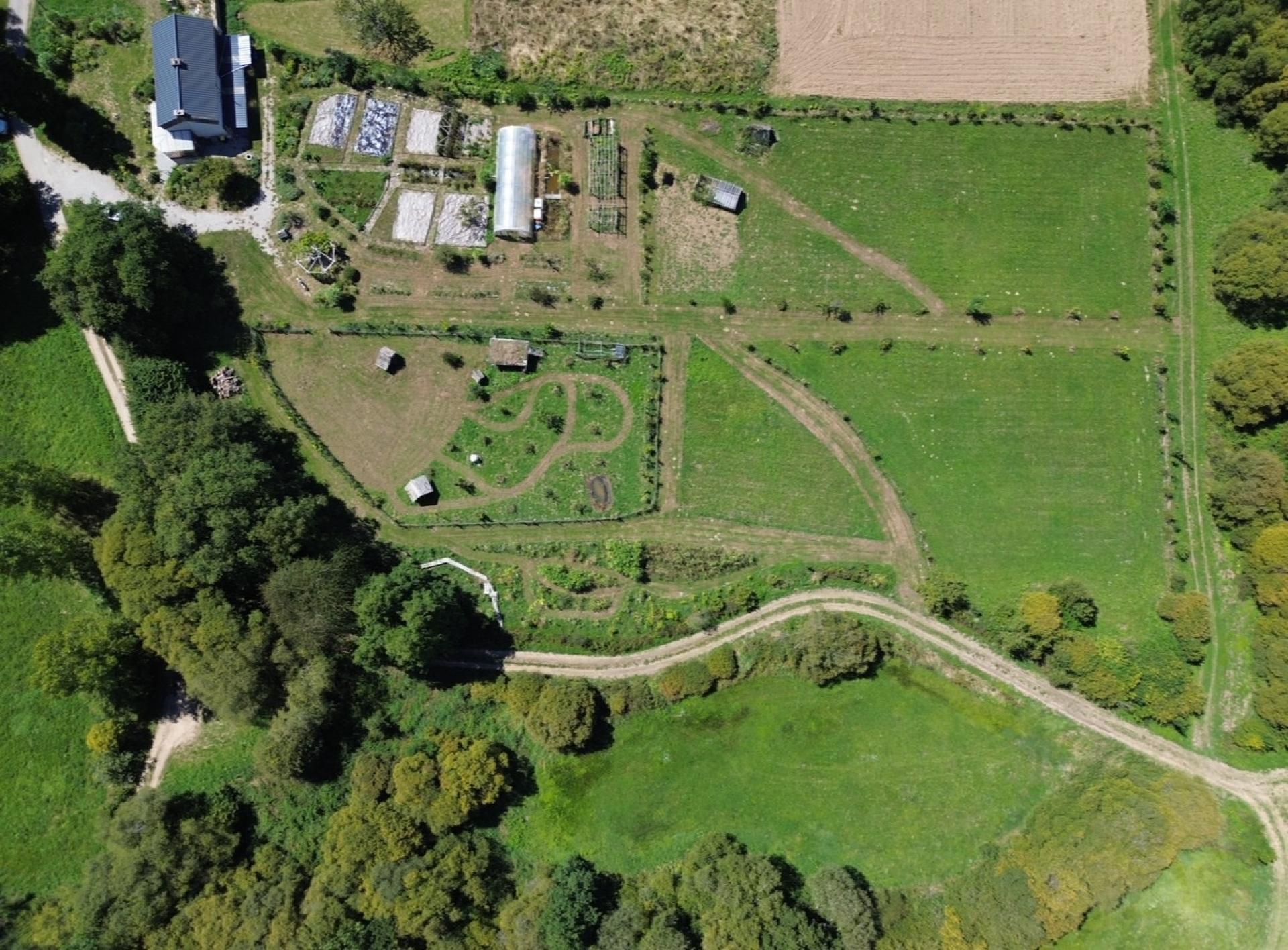 Miniature photo - 3 / 18