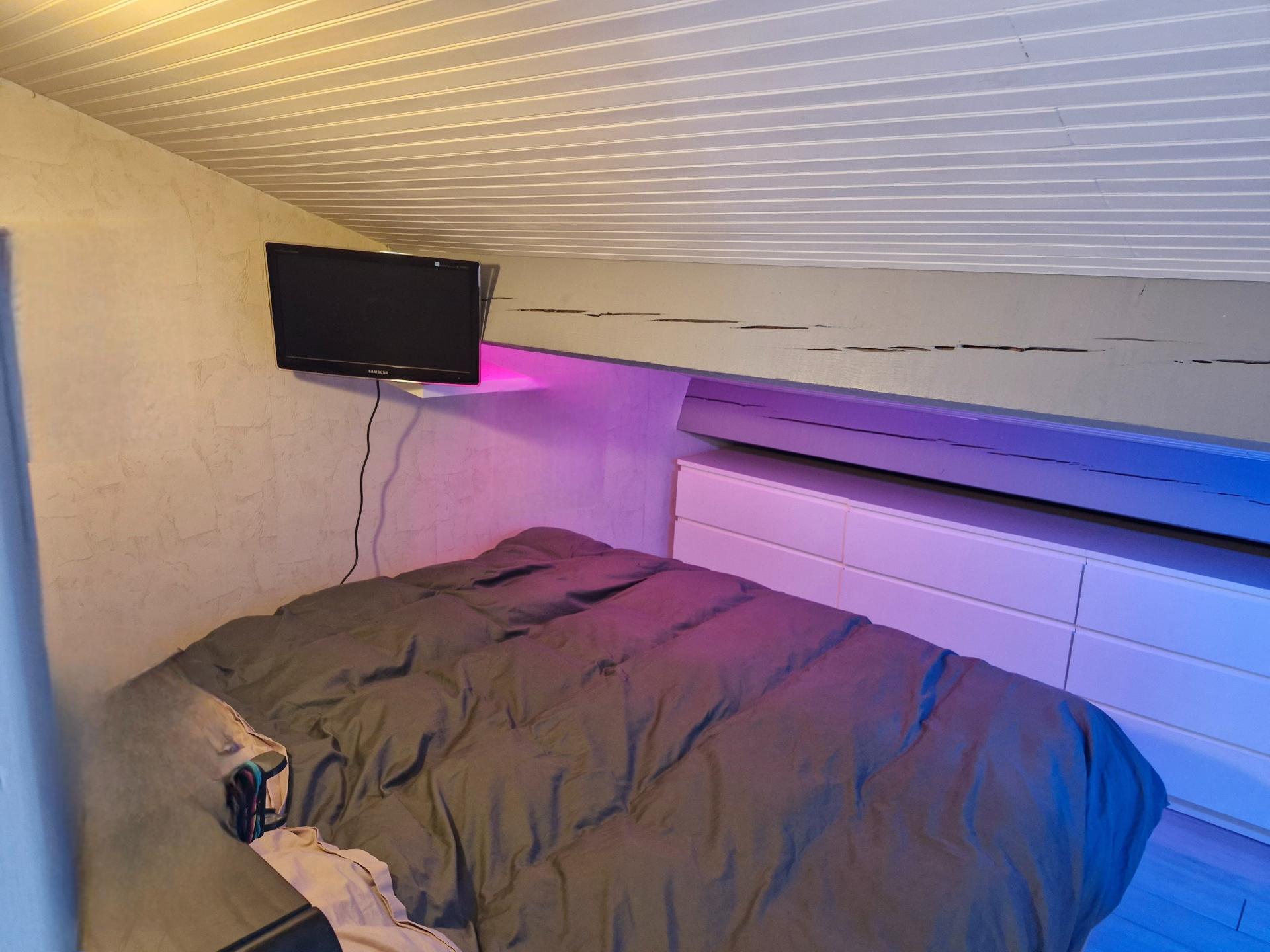 Miniature photo - 4 / 10