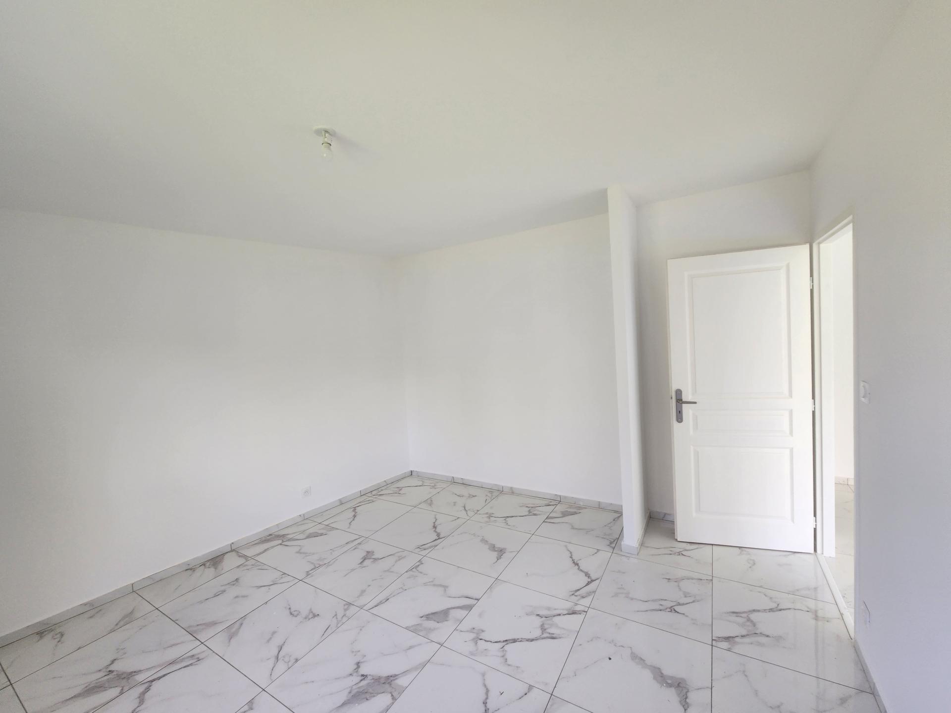 Miniature photo - 4 / 8