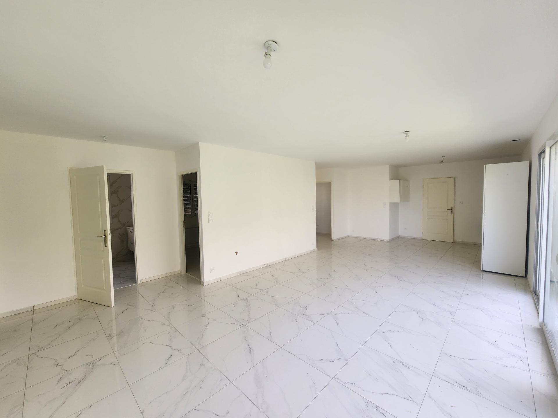 Miniature photo - 3 / 8