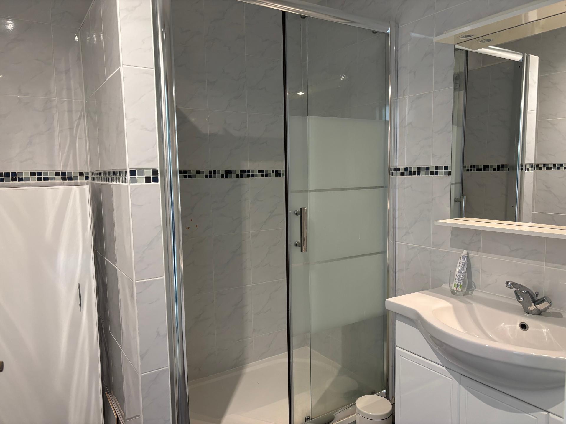 Miniature photo - 3 / 4