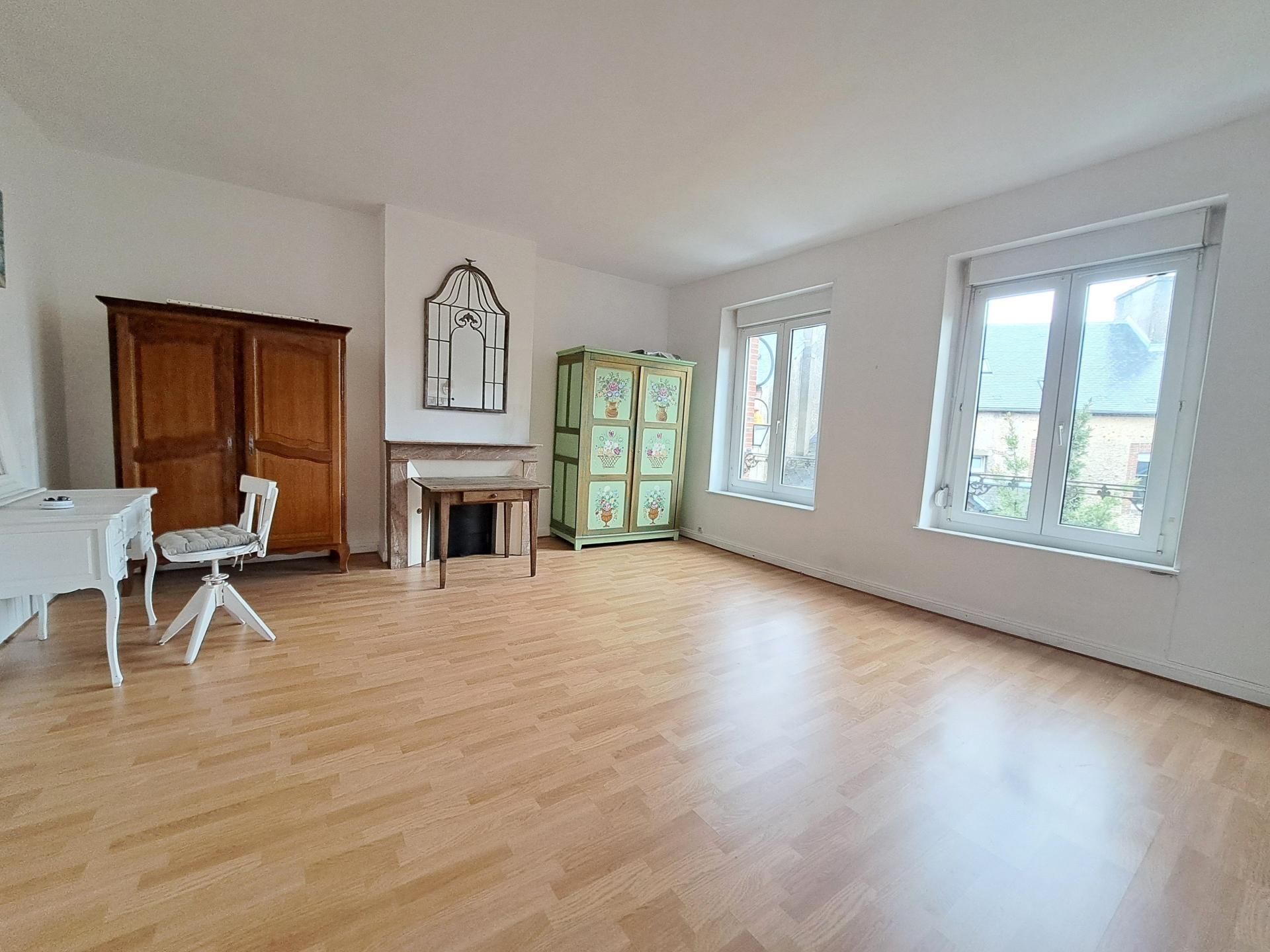 Miniature photo - 5 / 10