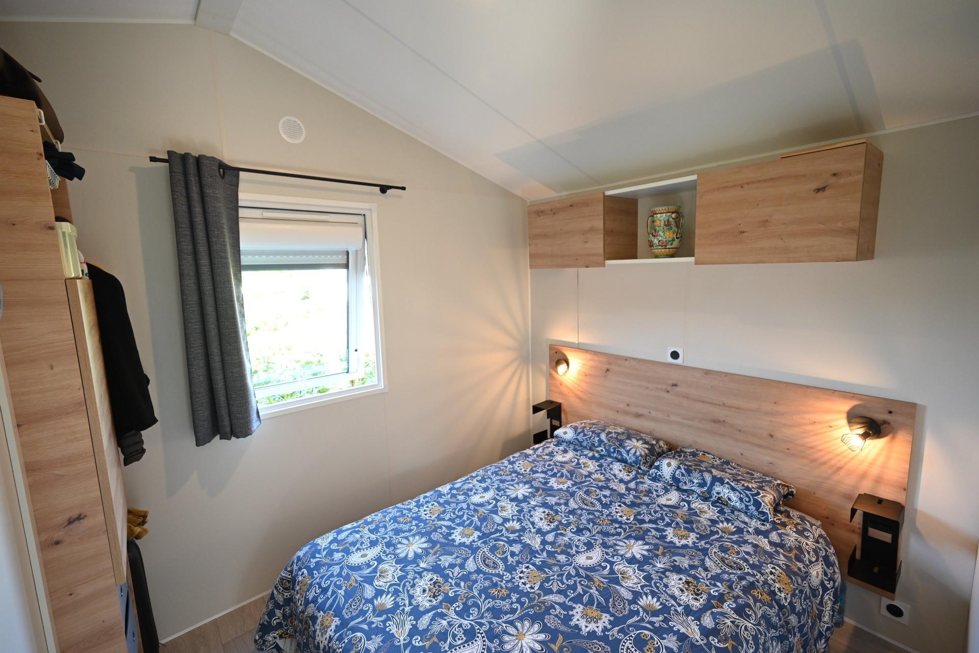 Miniature photo - 8 / 12