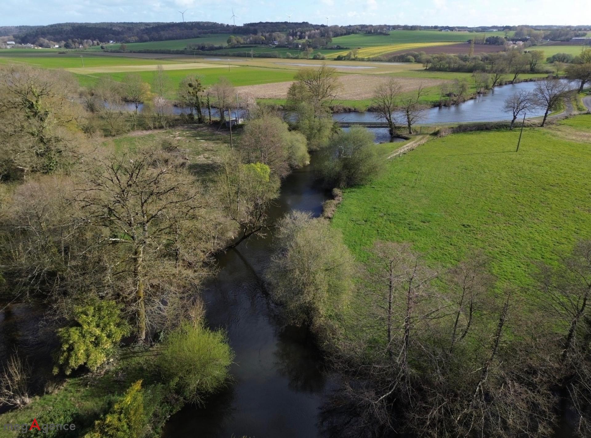 Miniature photo - 2 / 15