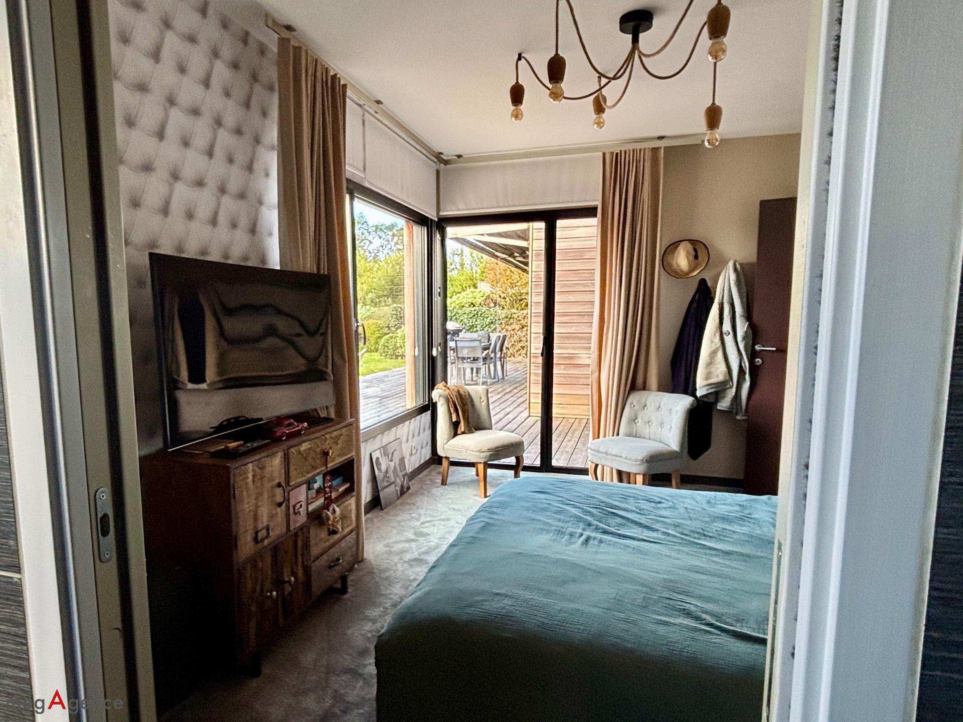 Miniature photo - 12 / 17