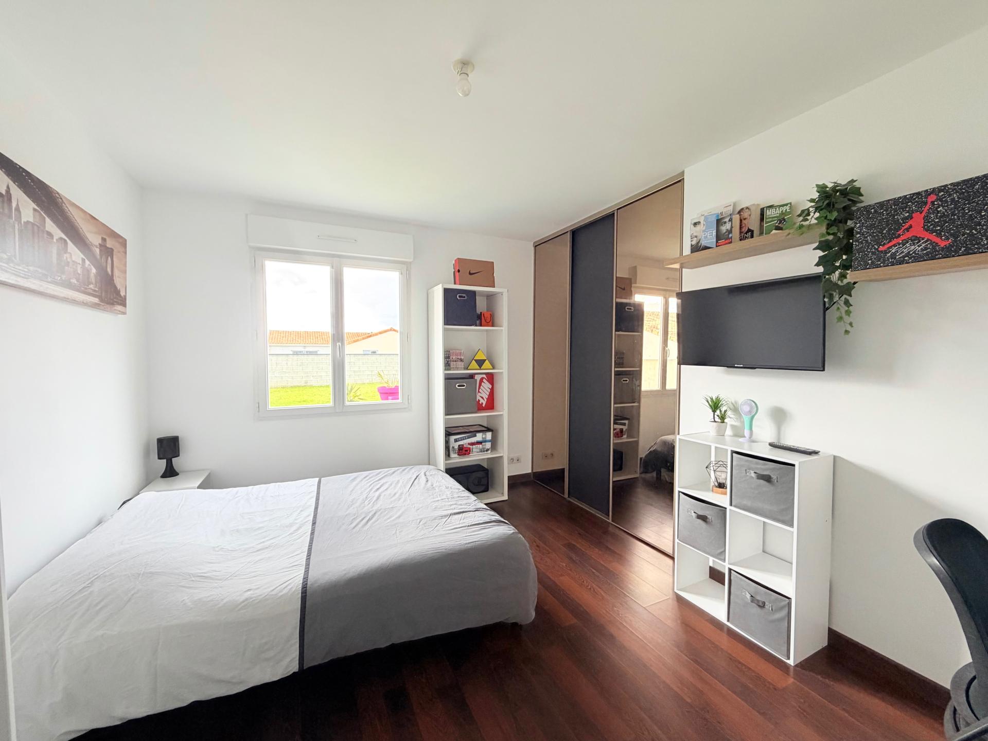 Miniature photo - 9 / 11