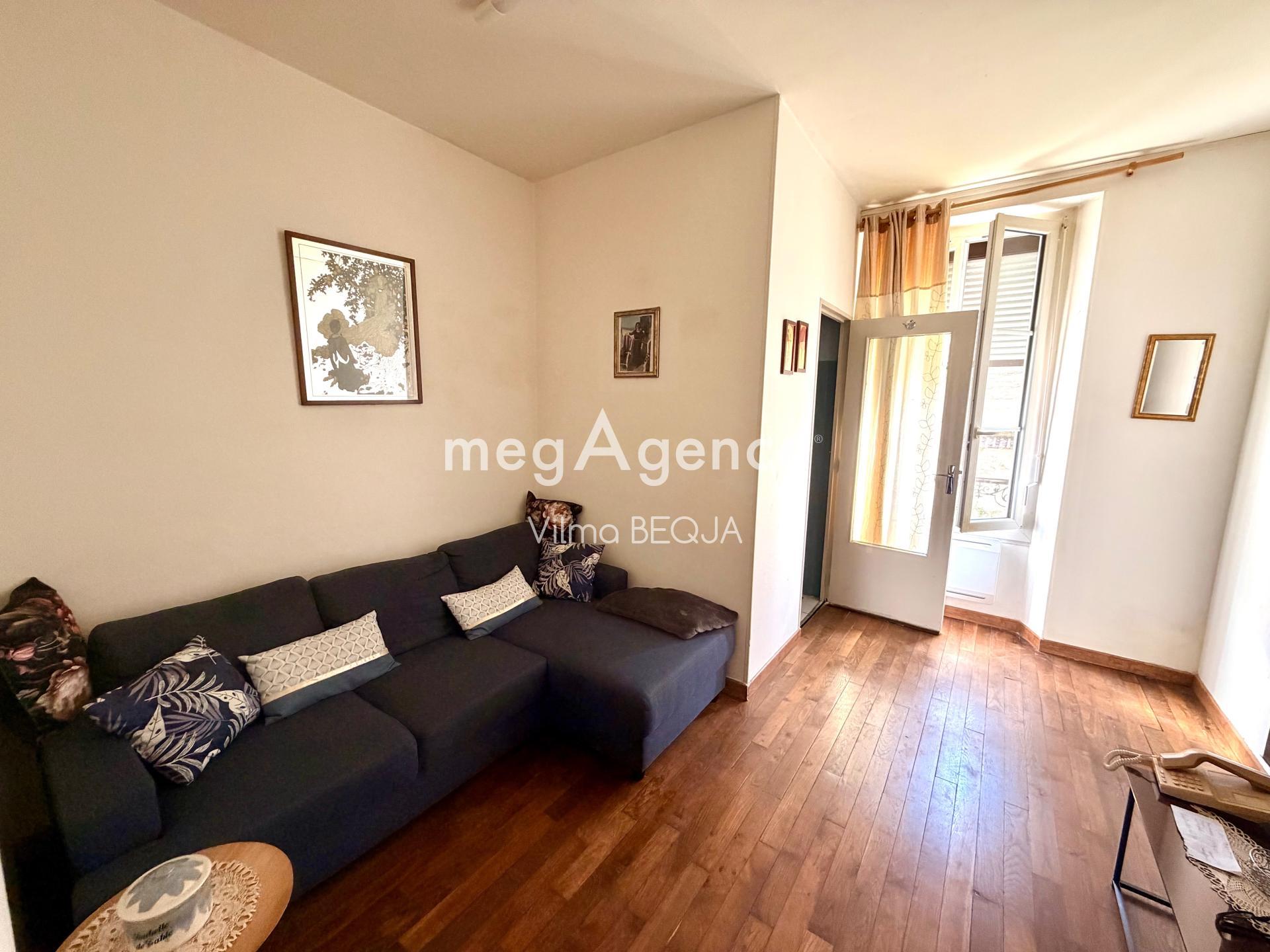 Miniature photo - 2 / 12