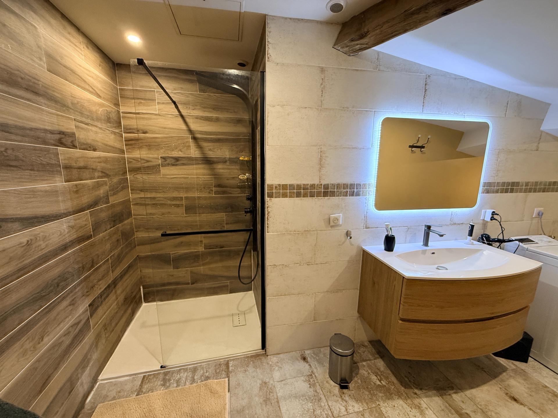 Miniature photo - 10 / 15