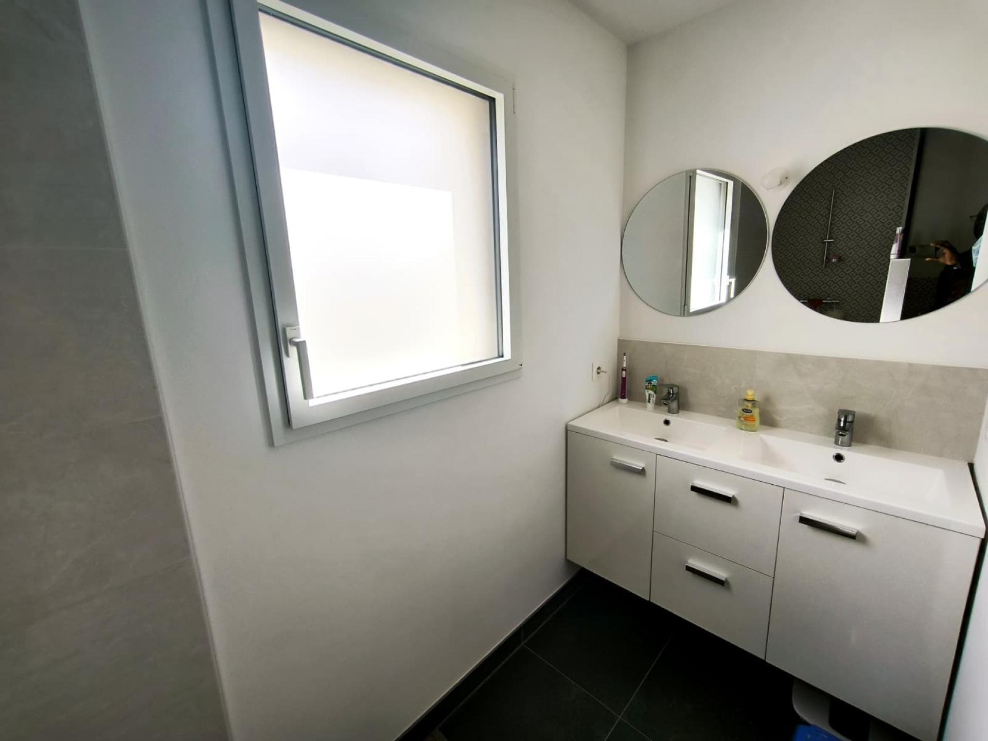 Miniature photo - 10 / 19