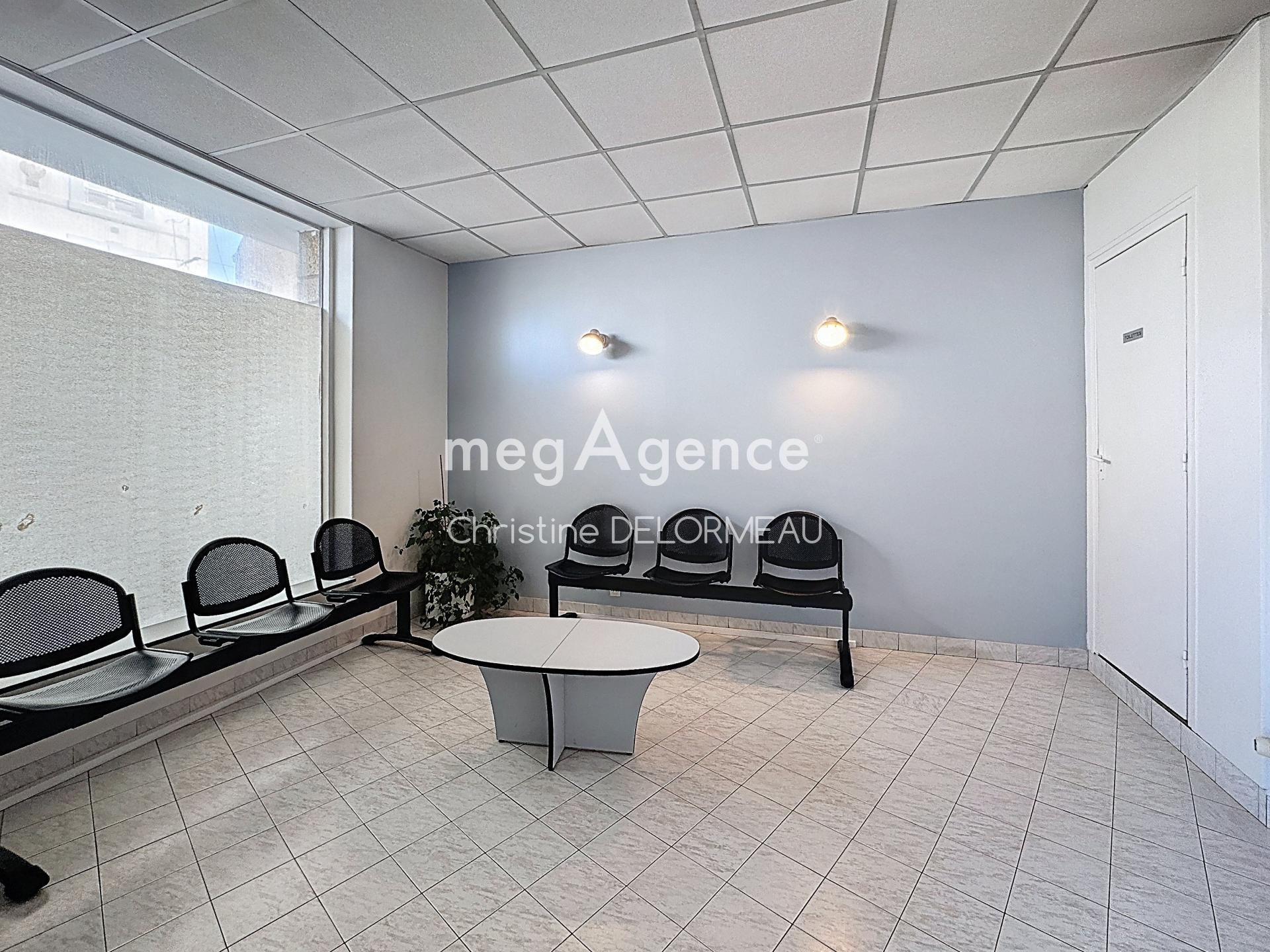 Miniature photo - 3 / 3