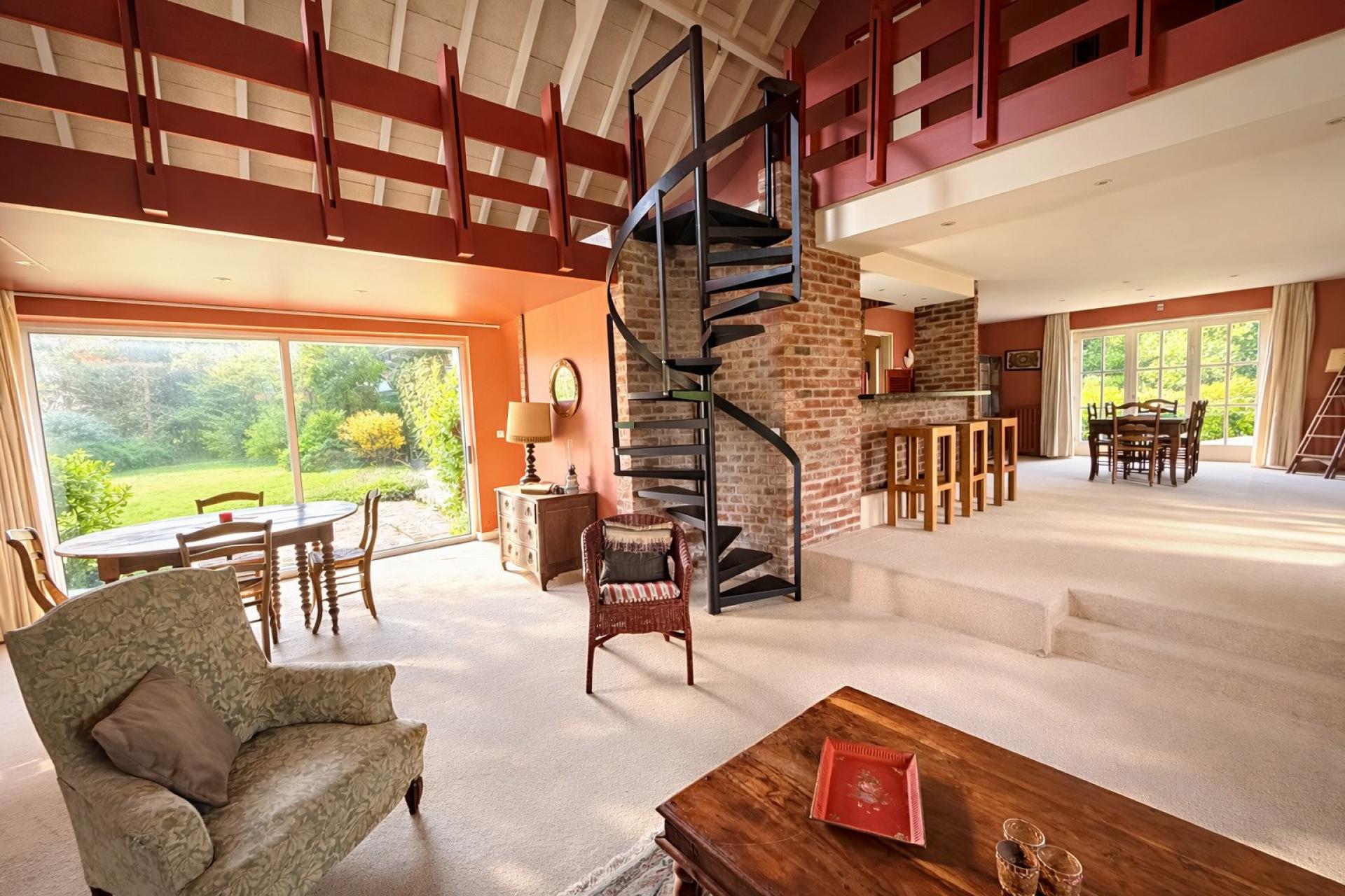 Miniature photo - 3 / 9