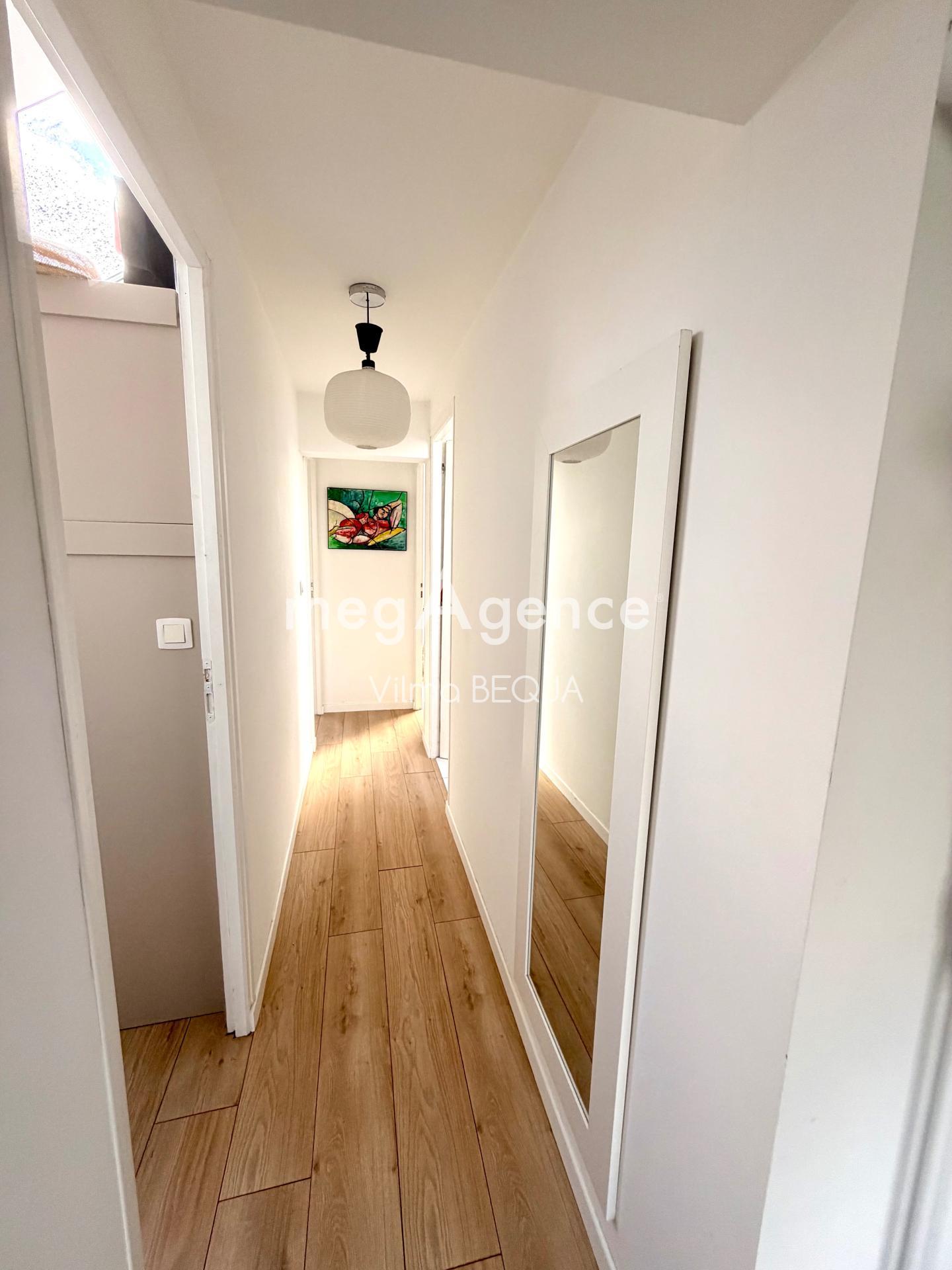 Miniature photo - 14 / 20