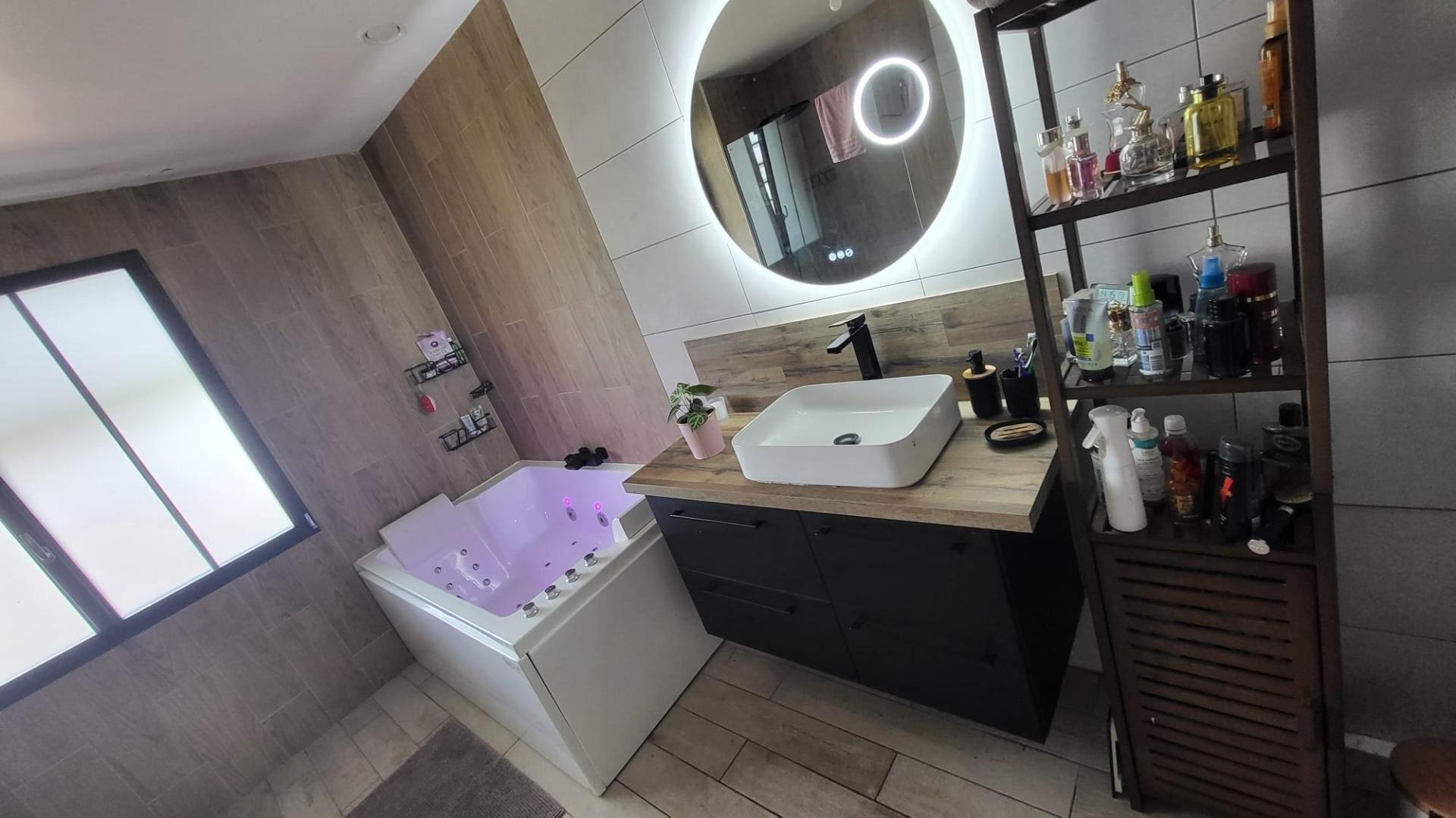 Miniature photo - 16 / 20