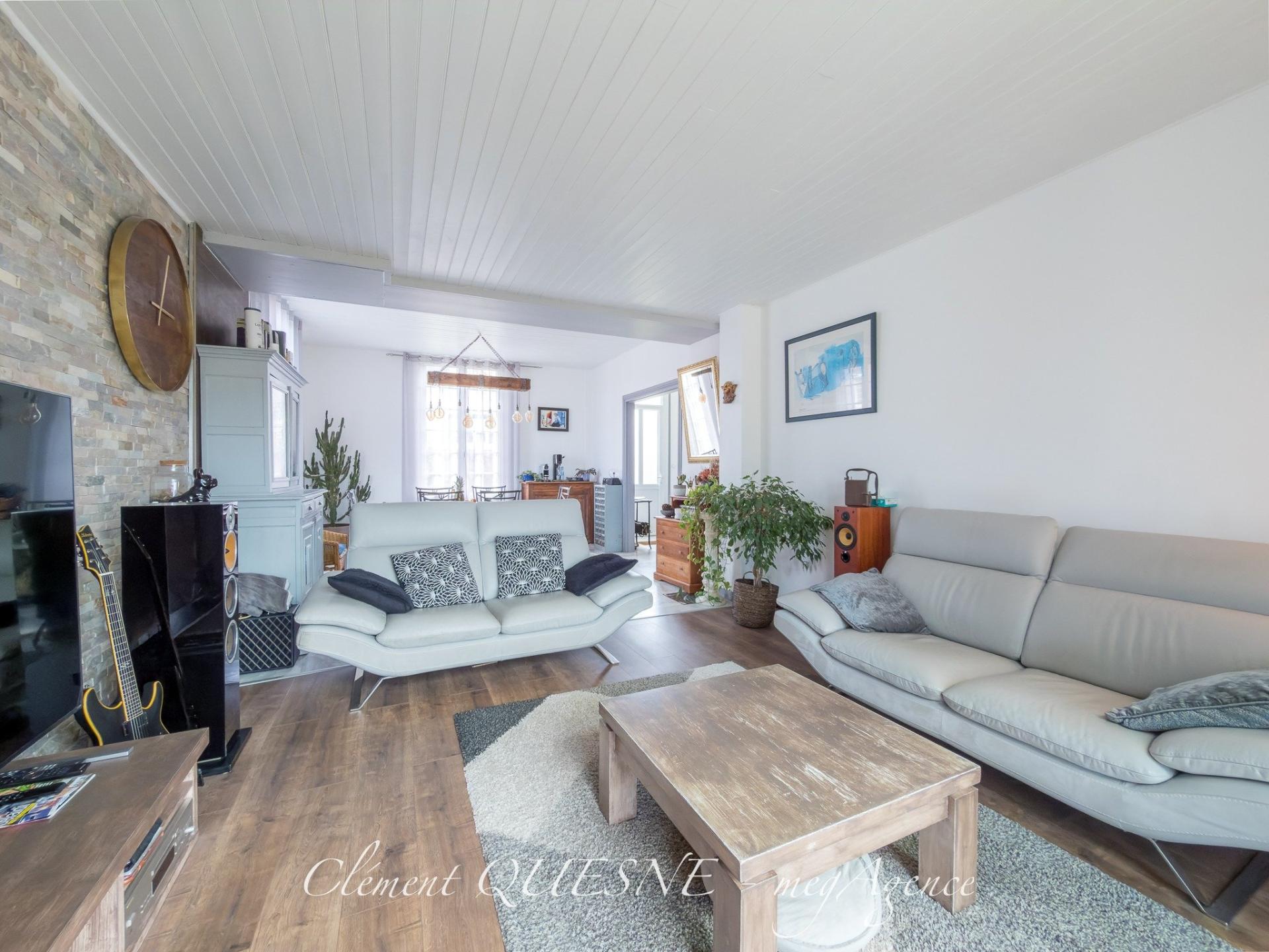 Miniature photo - 5 / 20