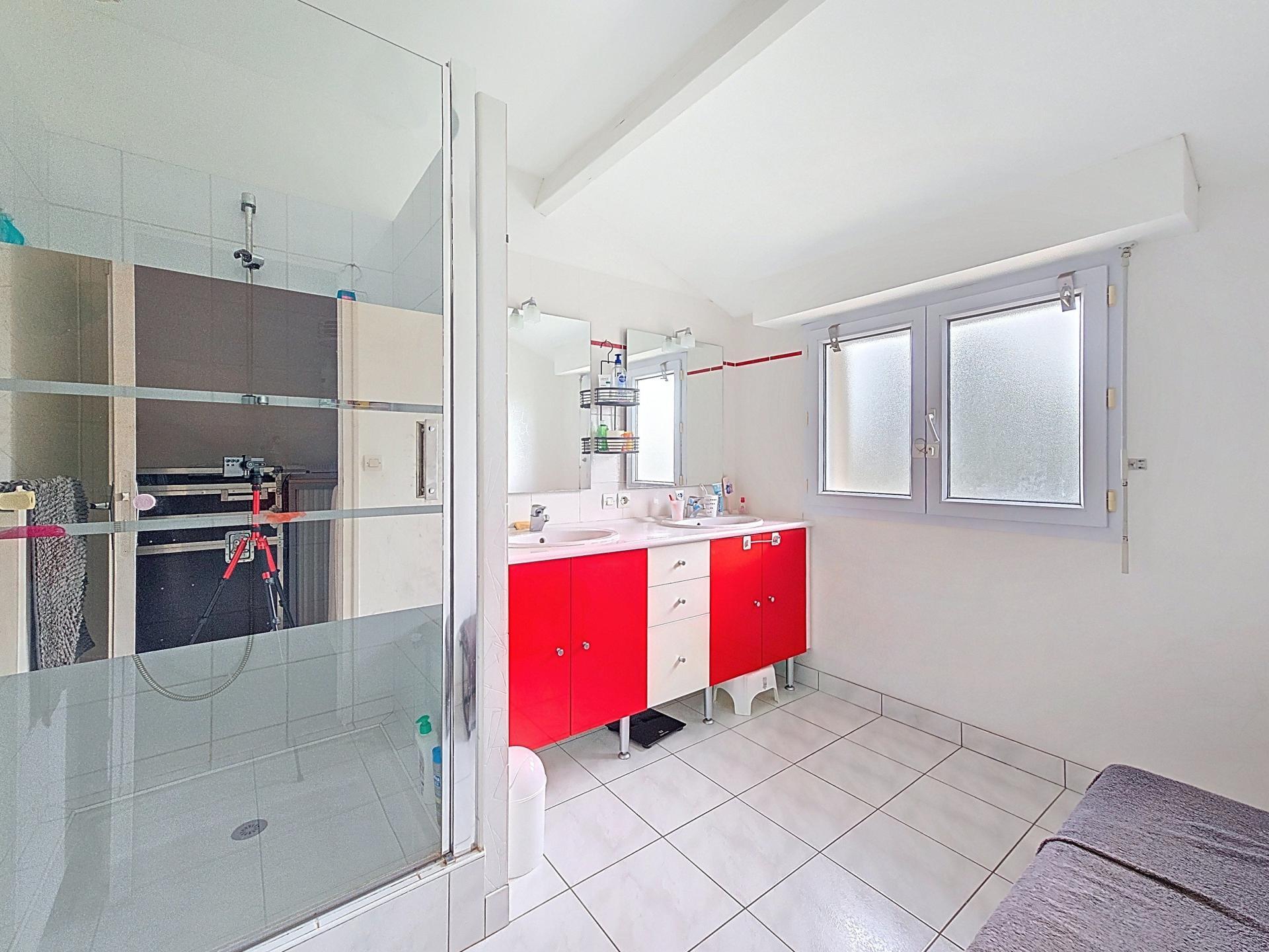 Miniature photo - 8 / 12