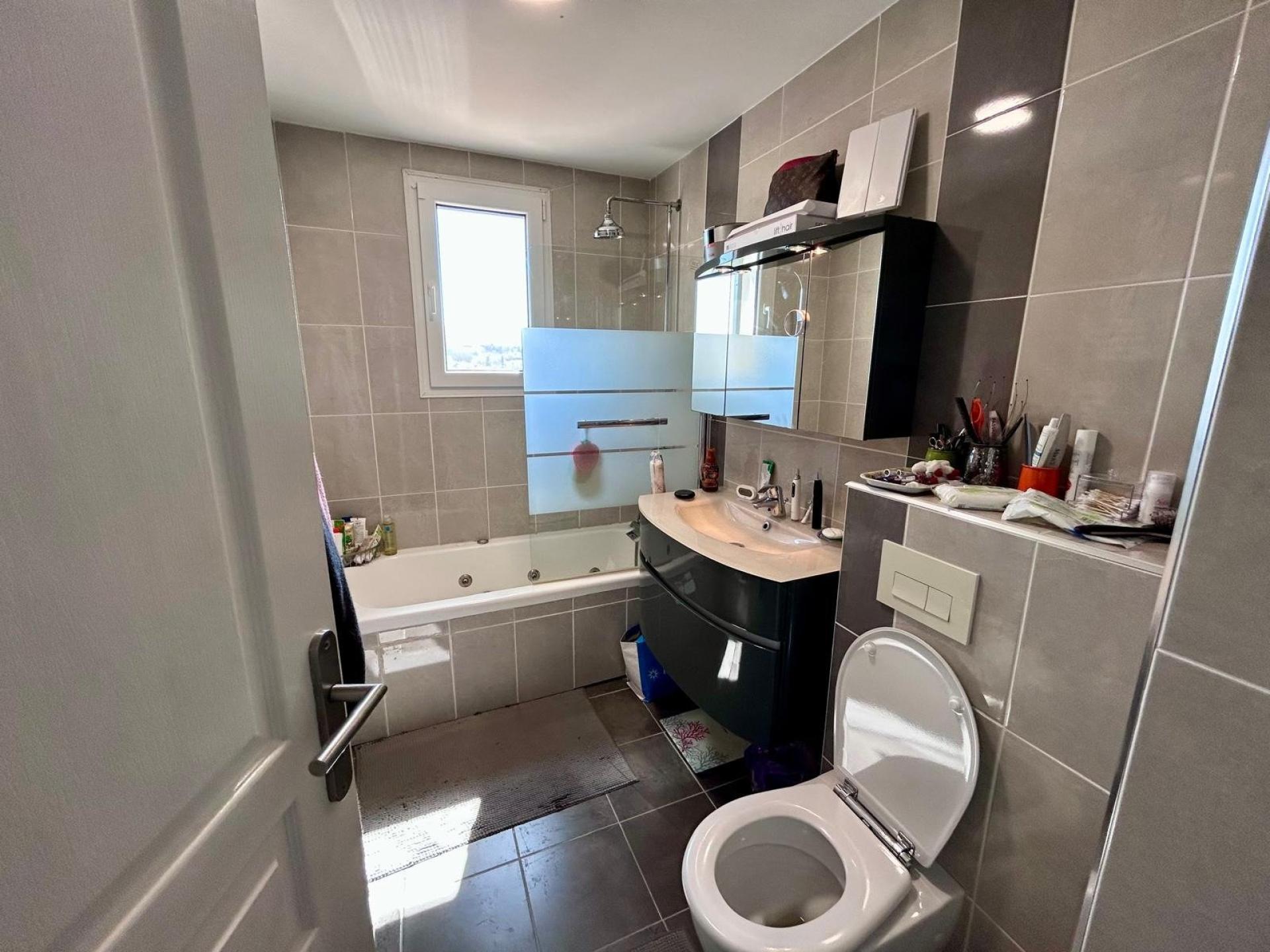 Miniature photo - 5 / 8