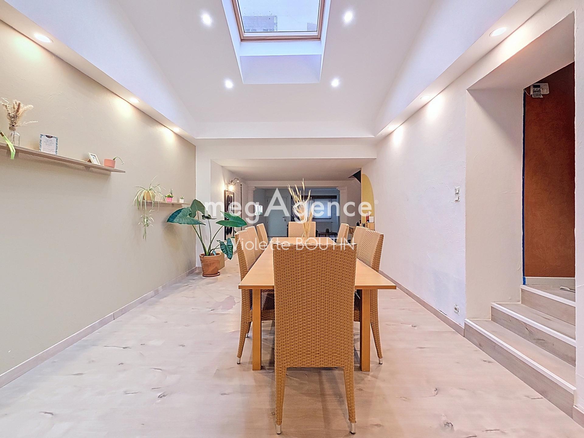 Miniature photo - 2 / 9