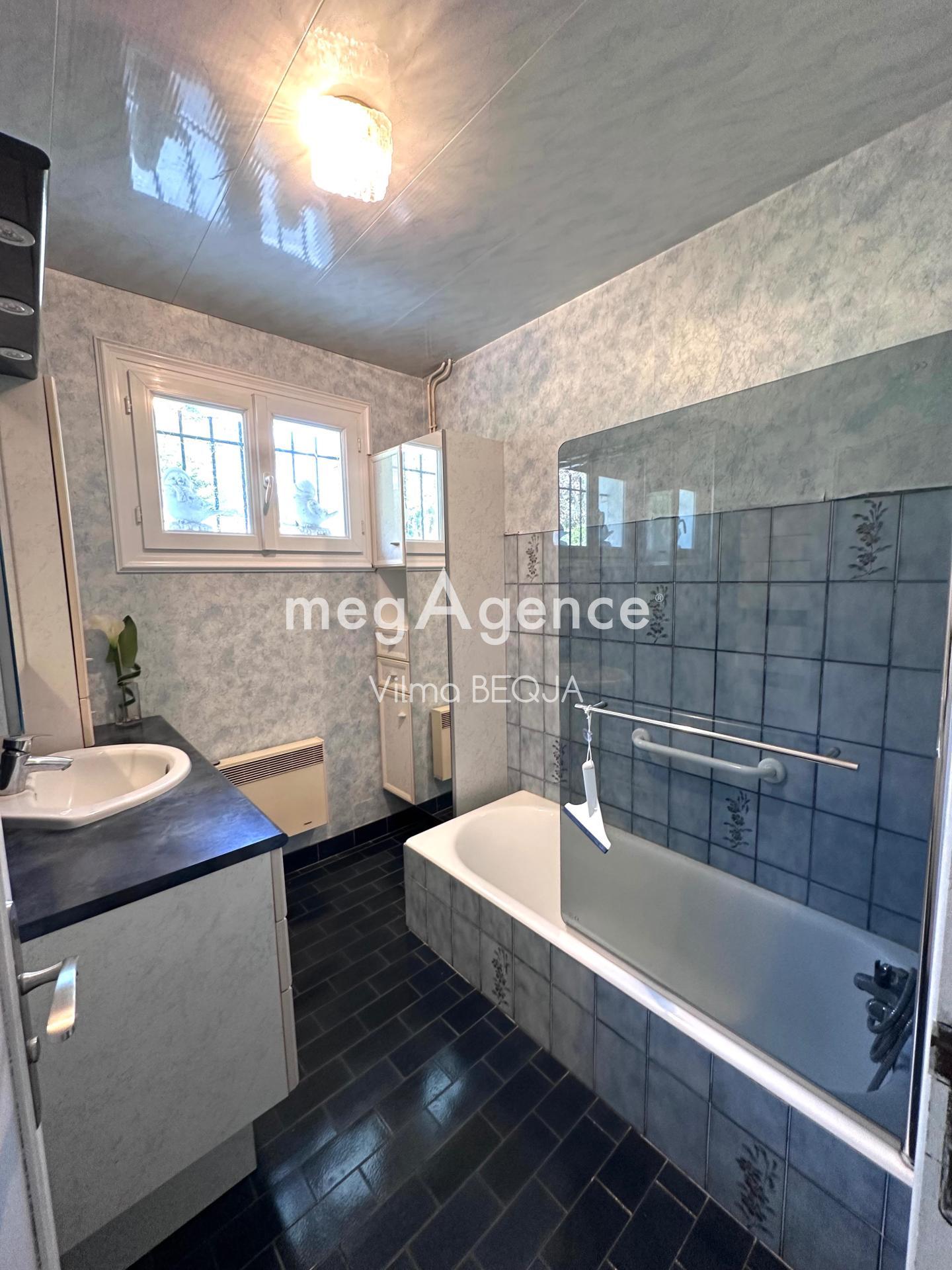 Miniature photo - 16 / 16