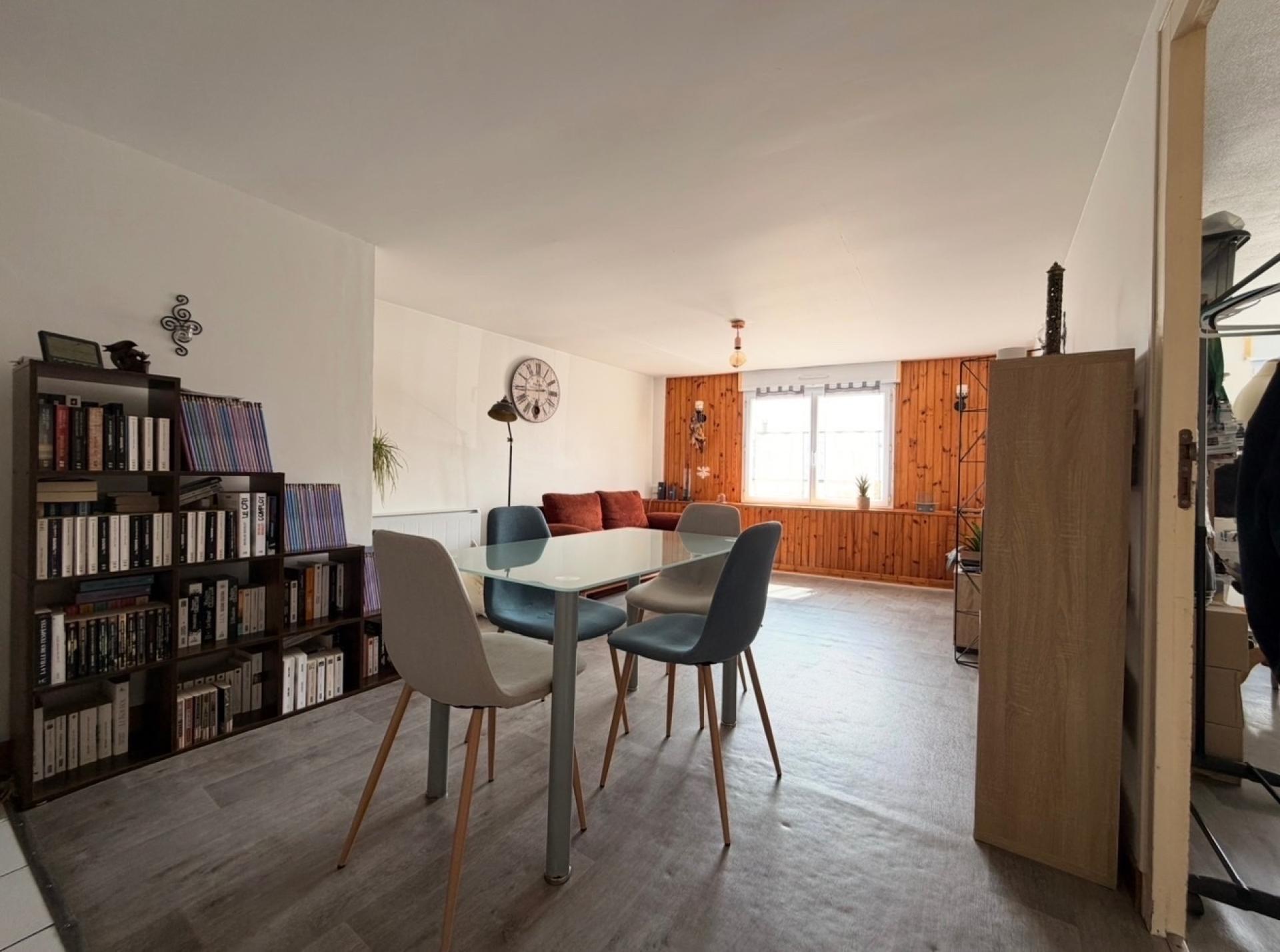 Miniature photo - 2 / 13