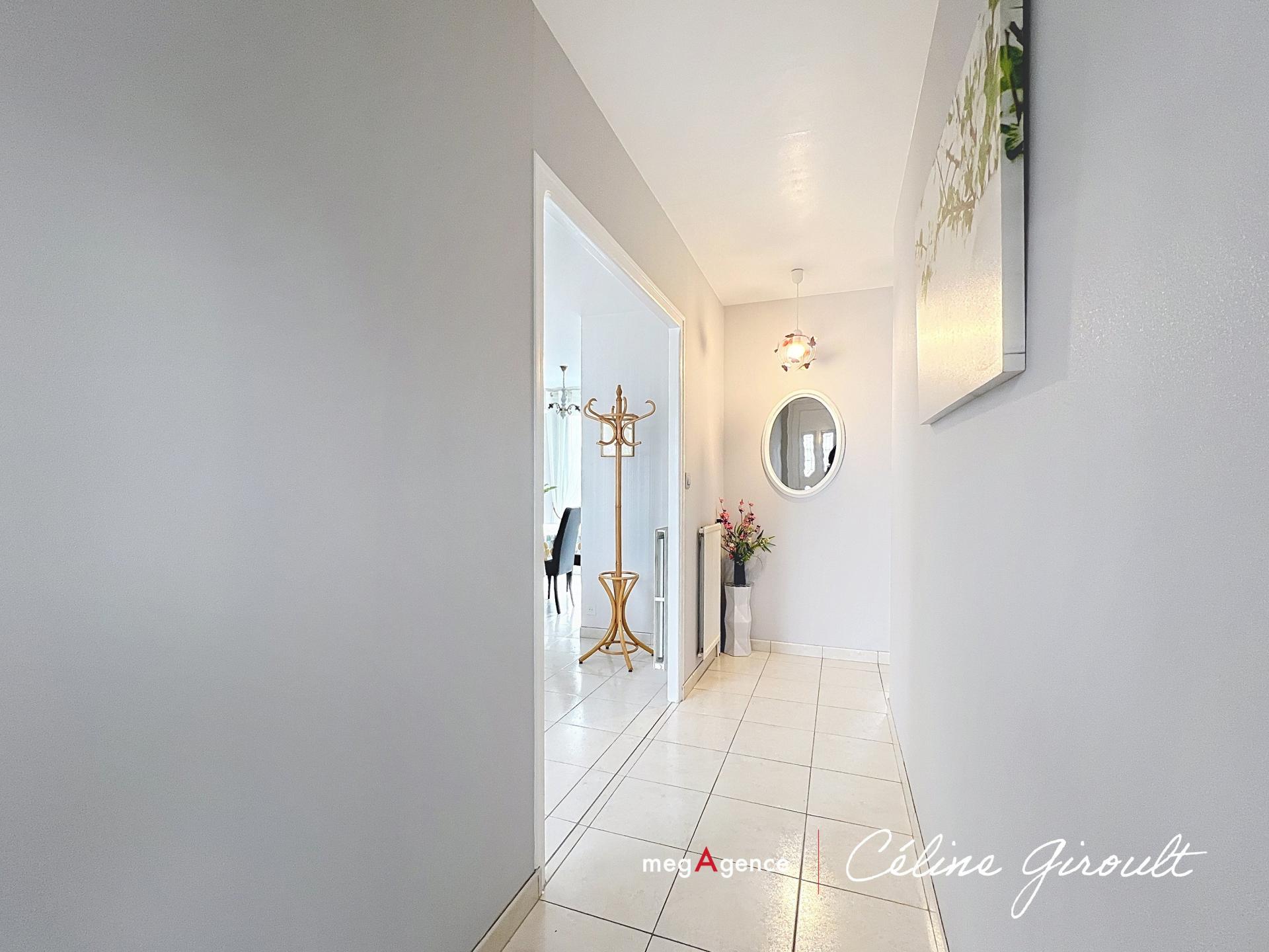 Miniature photo - 4 / 12