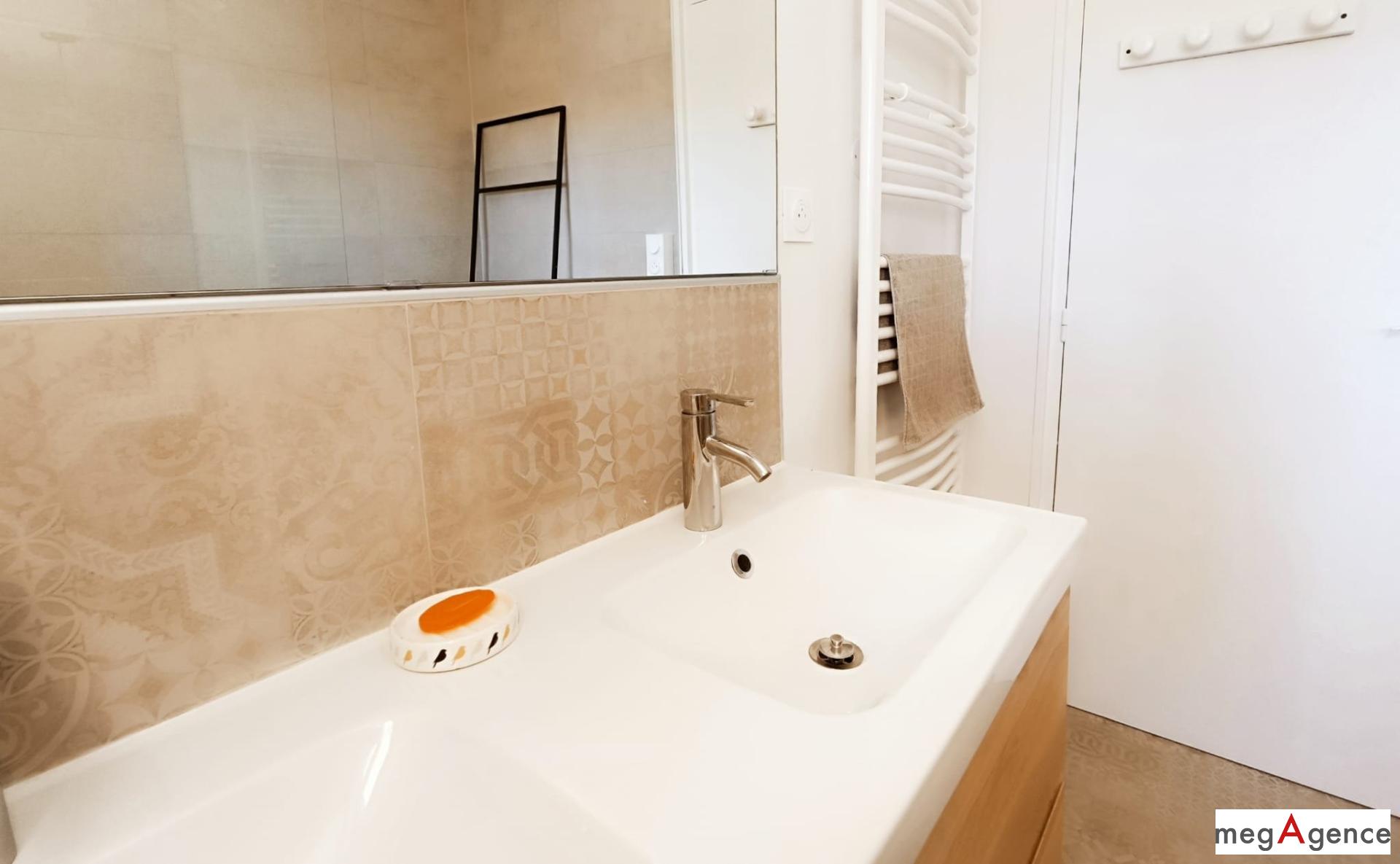 Miniature photo - 11 / 17