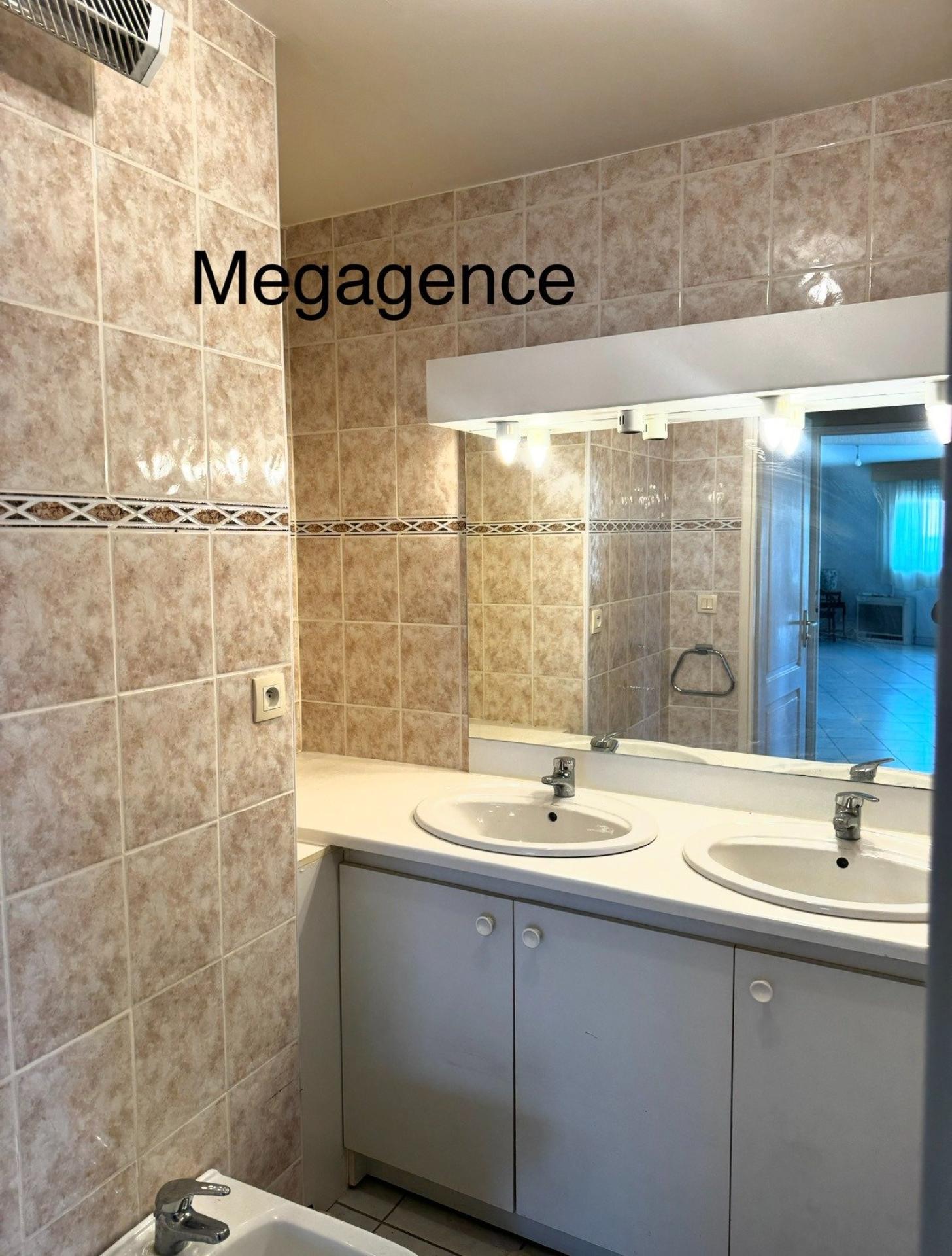 Miniature photo - 3 / 10