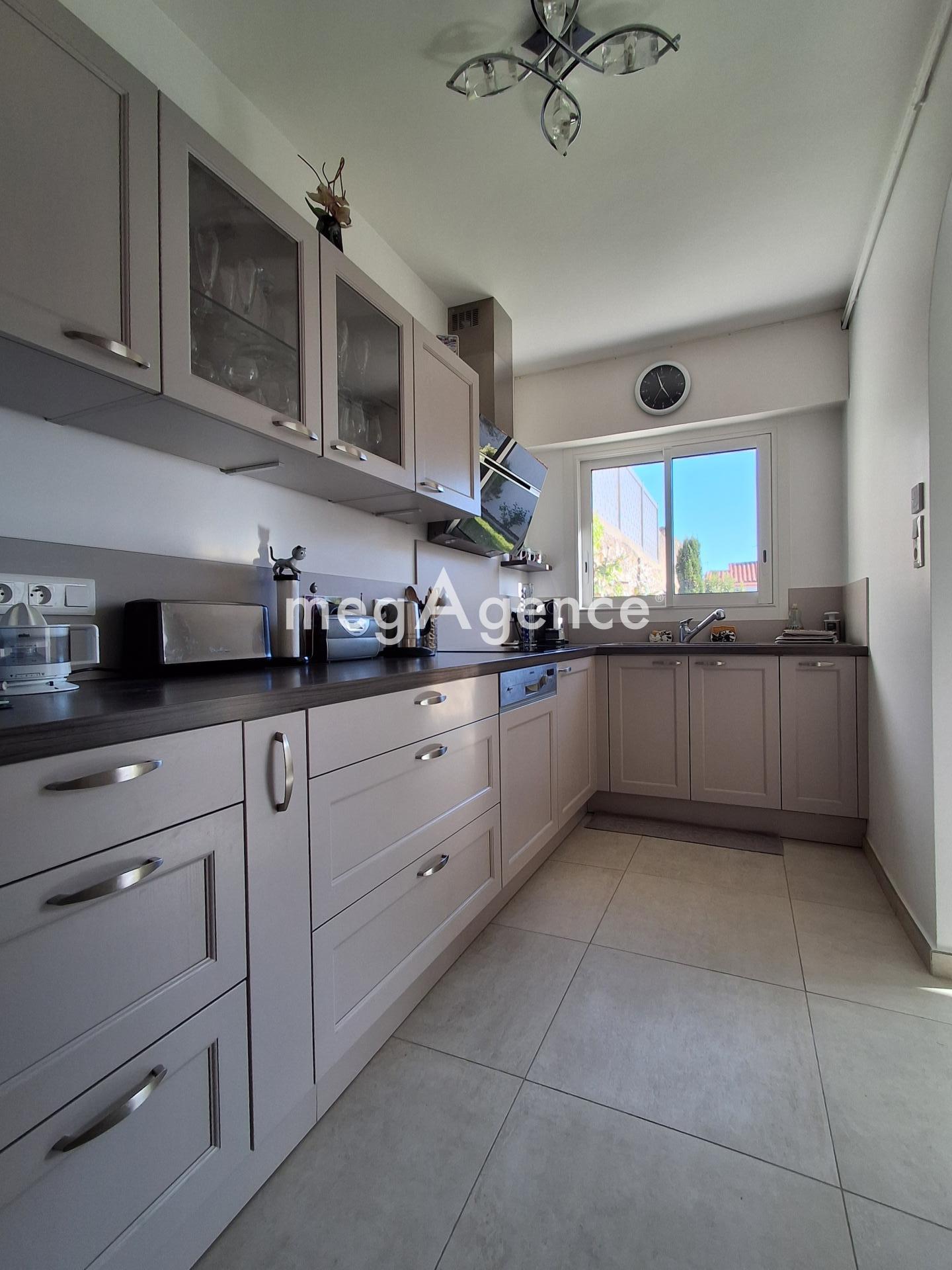 Miniature photo - 5 / 10