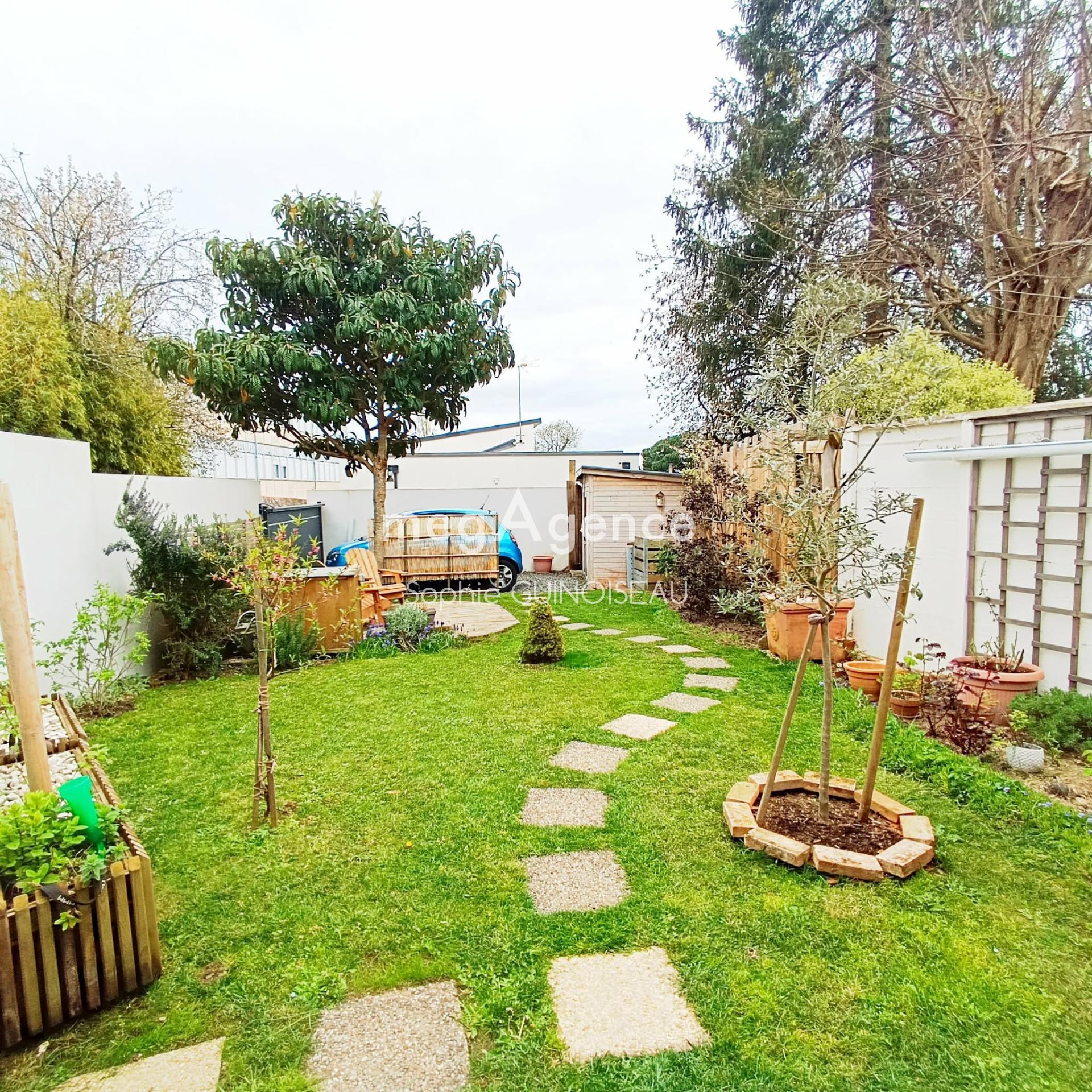 Miniature photo - 12 / 12