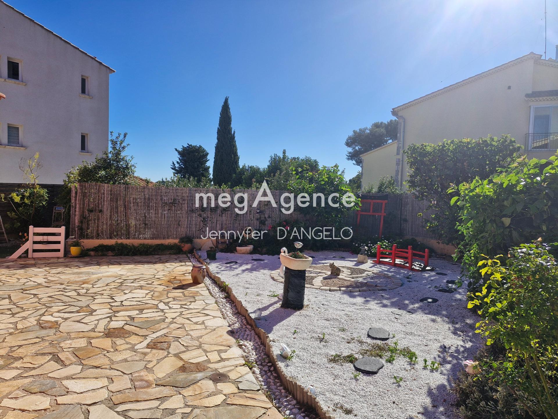 Miniature photo - 2 / 12