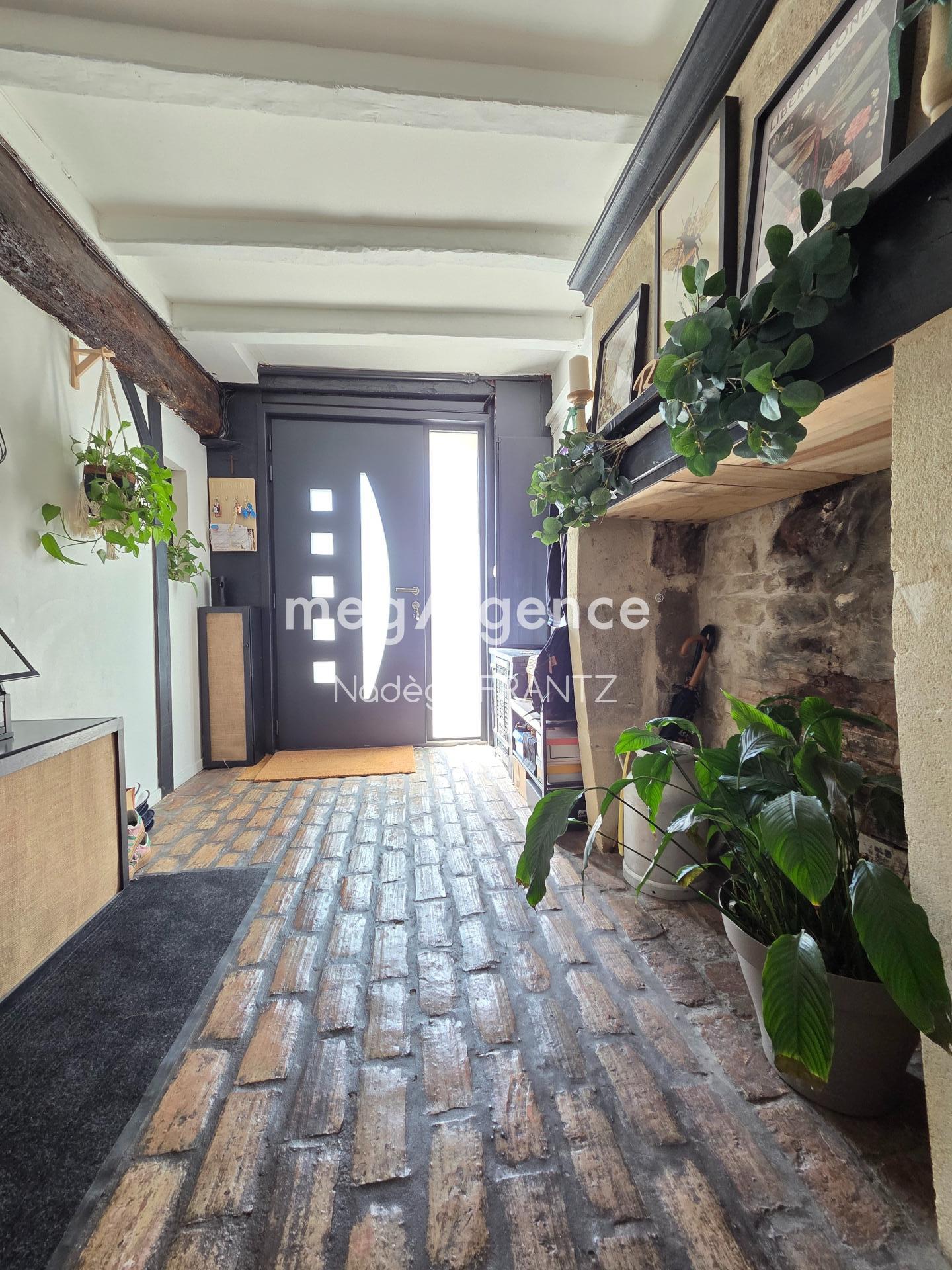 Miniature photo - 2 / 19