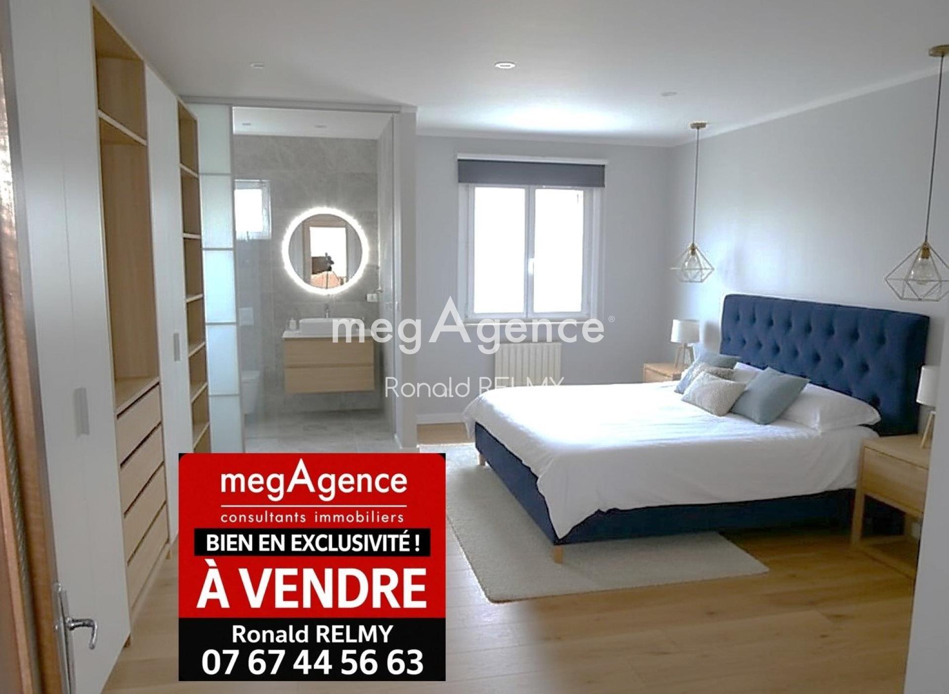 Miniature photo - 2 / 17