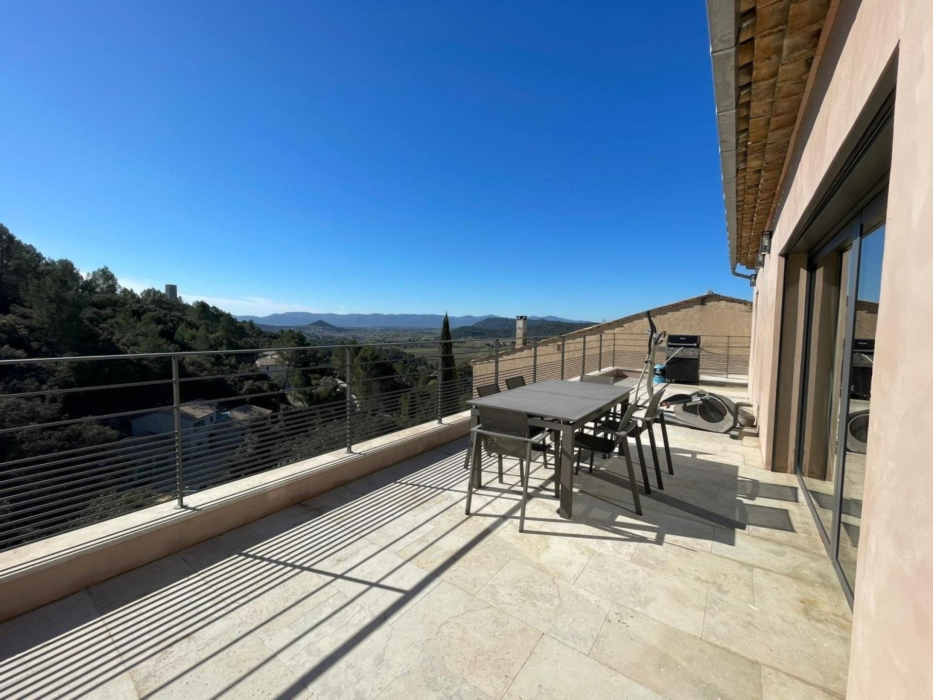 Miniature photo - 4 / 12