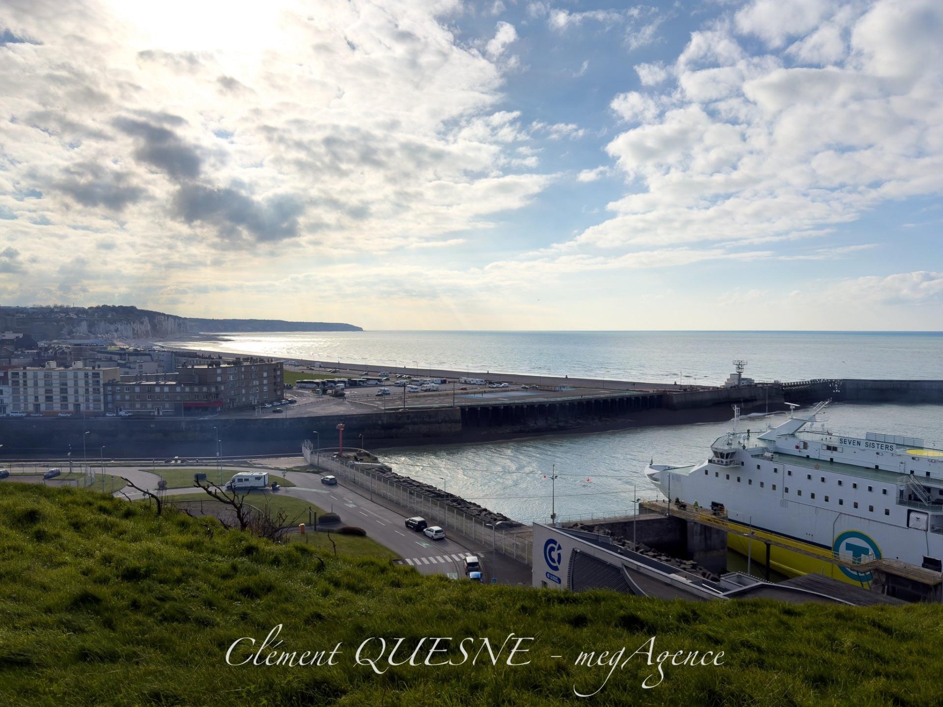 Miniature photo - 17 / 19