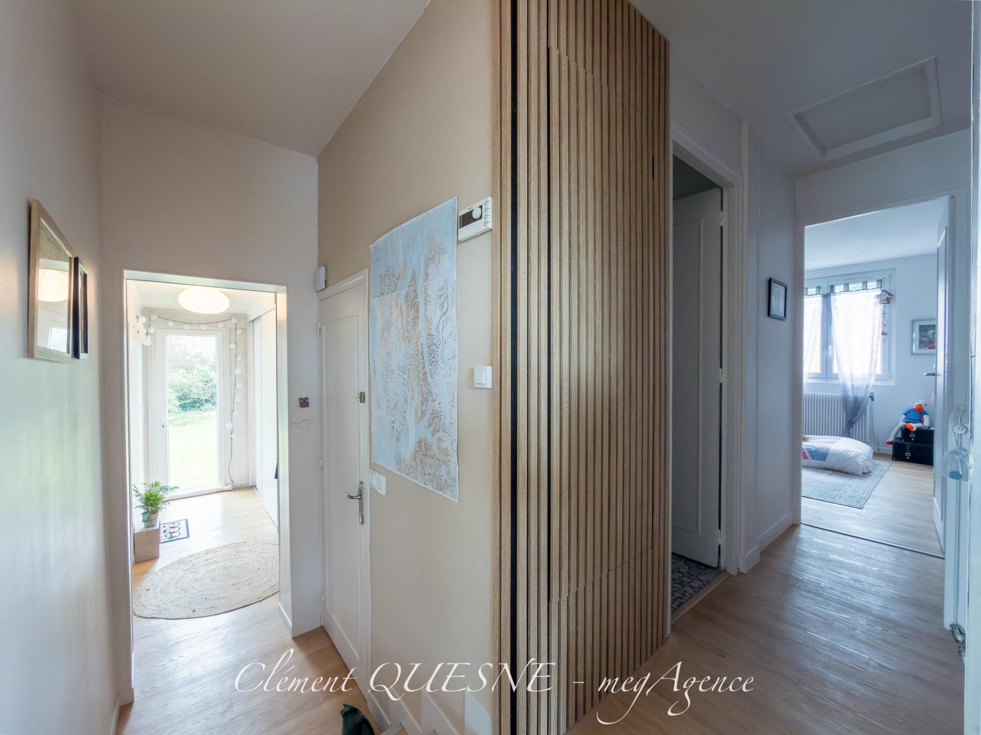 Miniature photo - 10 / 19