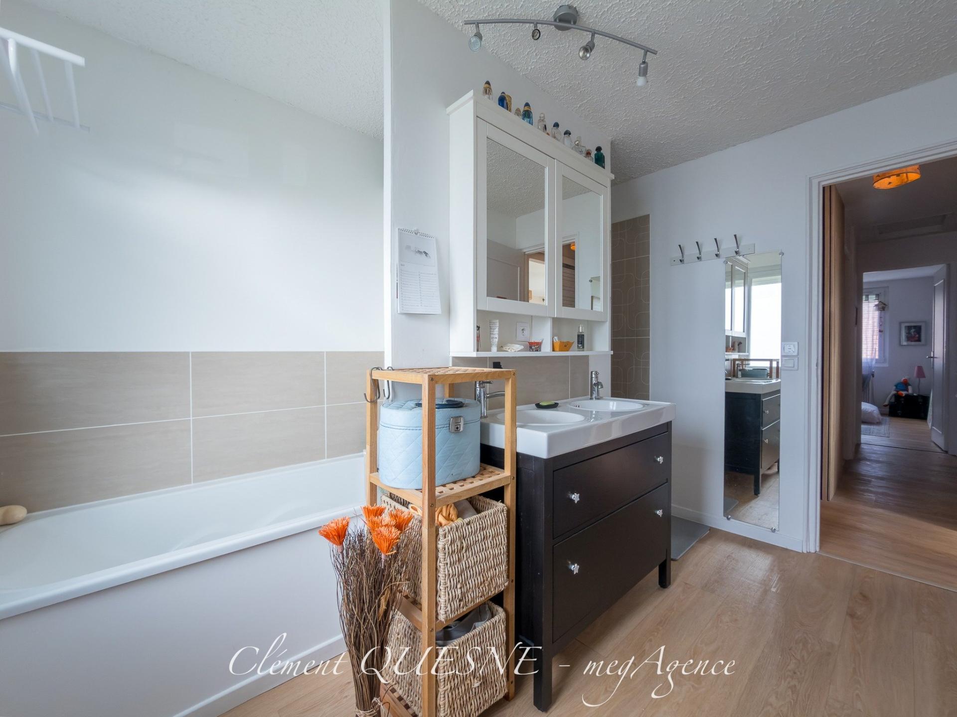 Miniature photo - 15 / 19