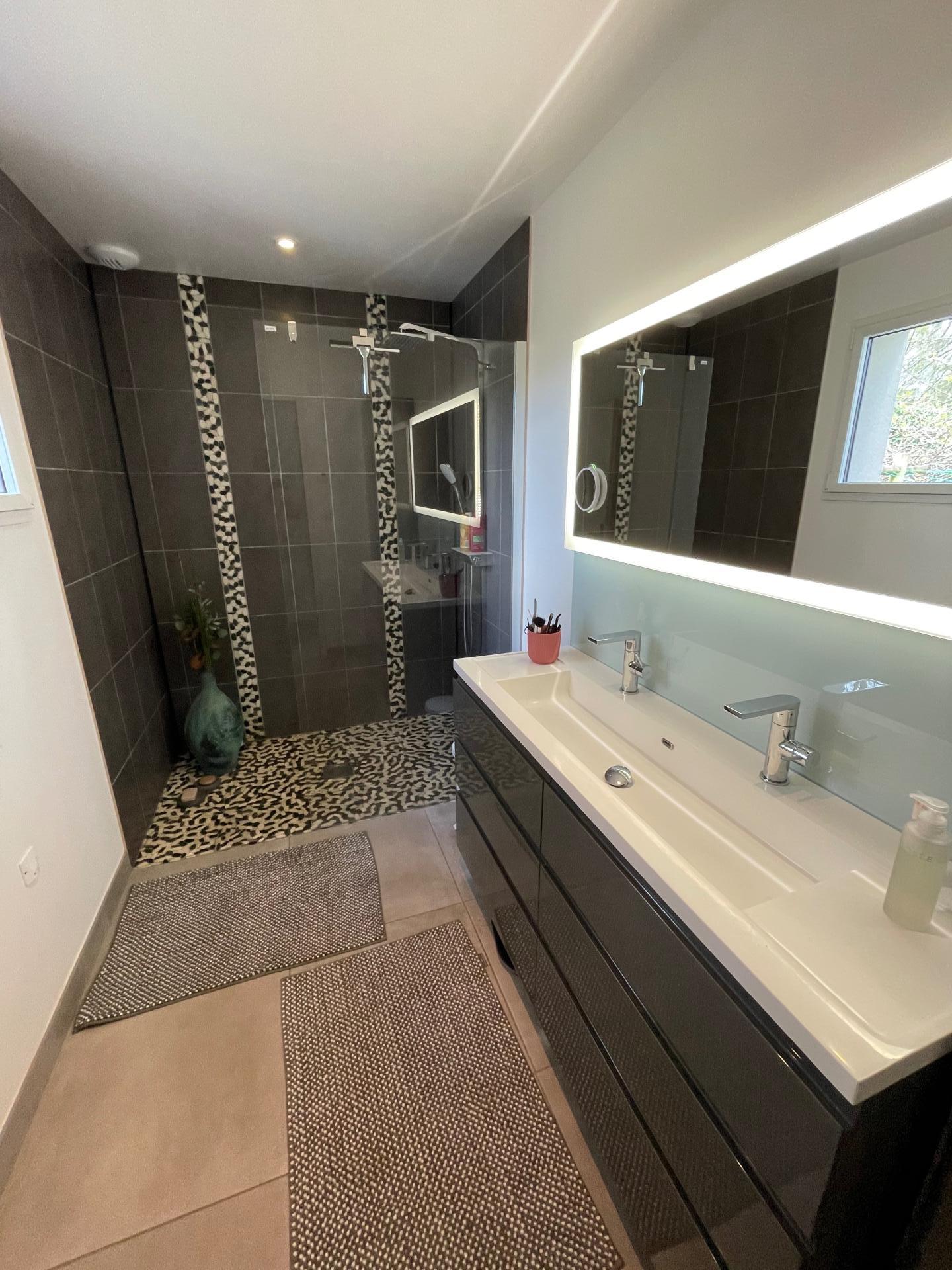 Miniature photo - 6 / 6