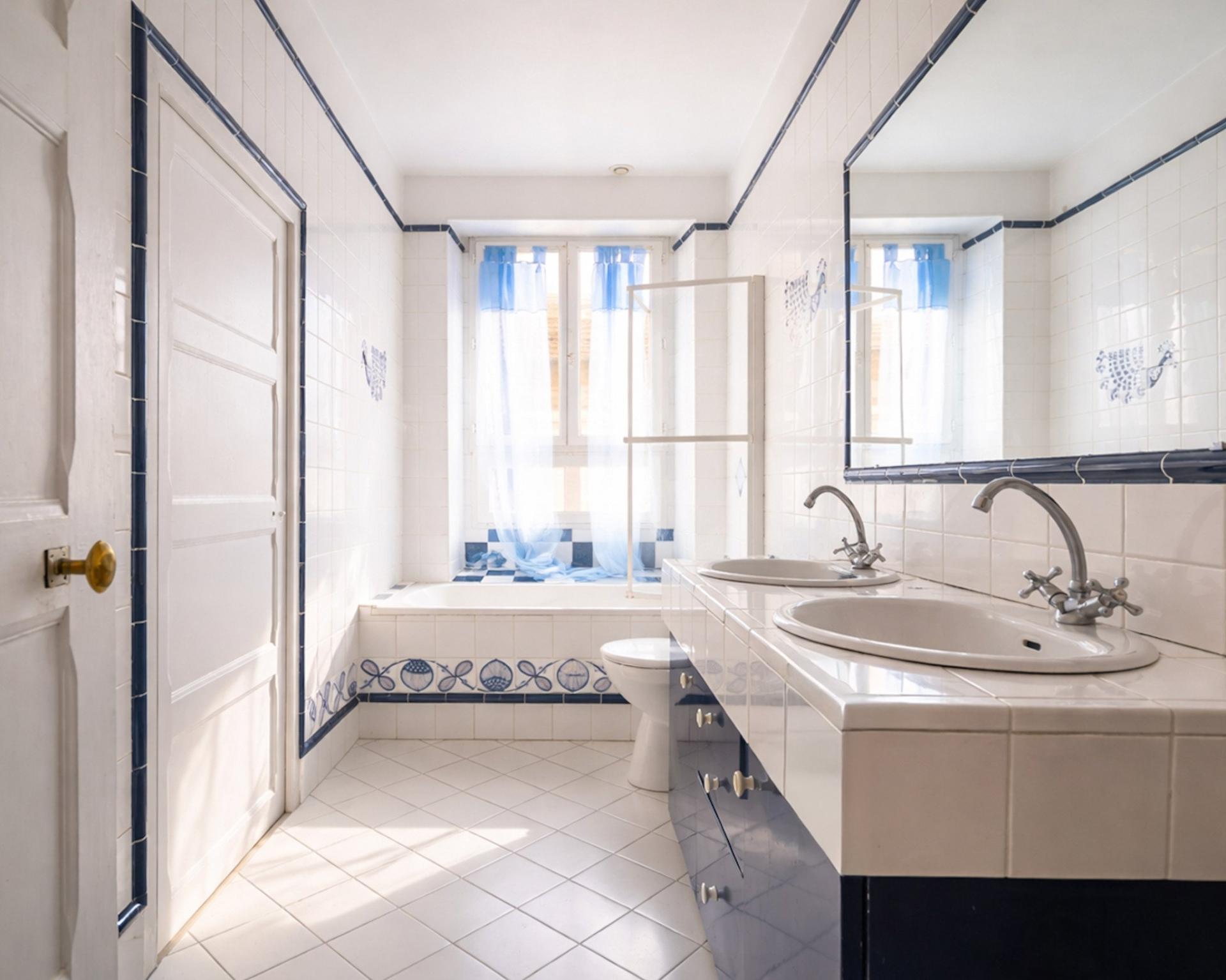 Miniature photo - 10 / 17