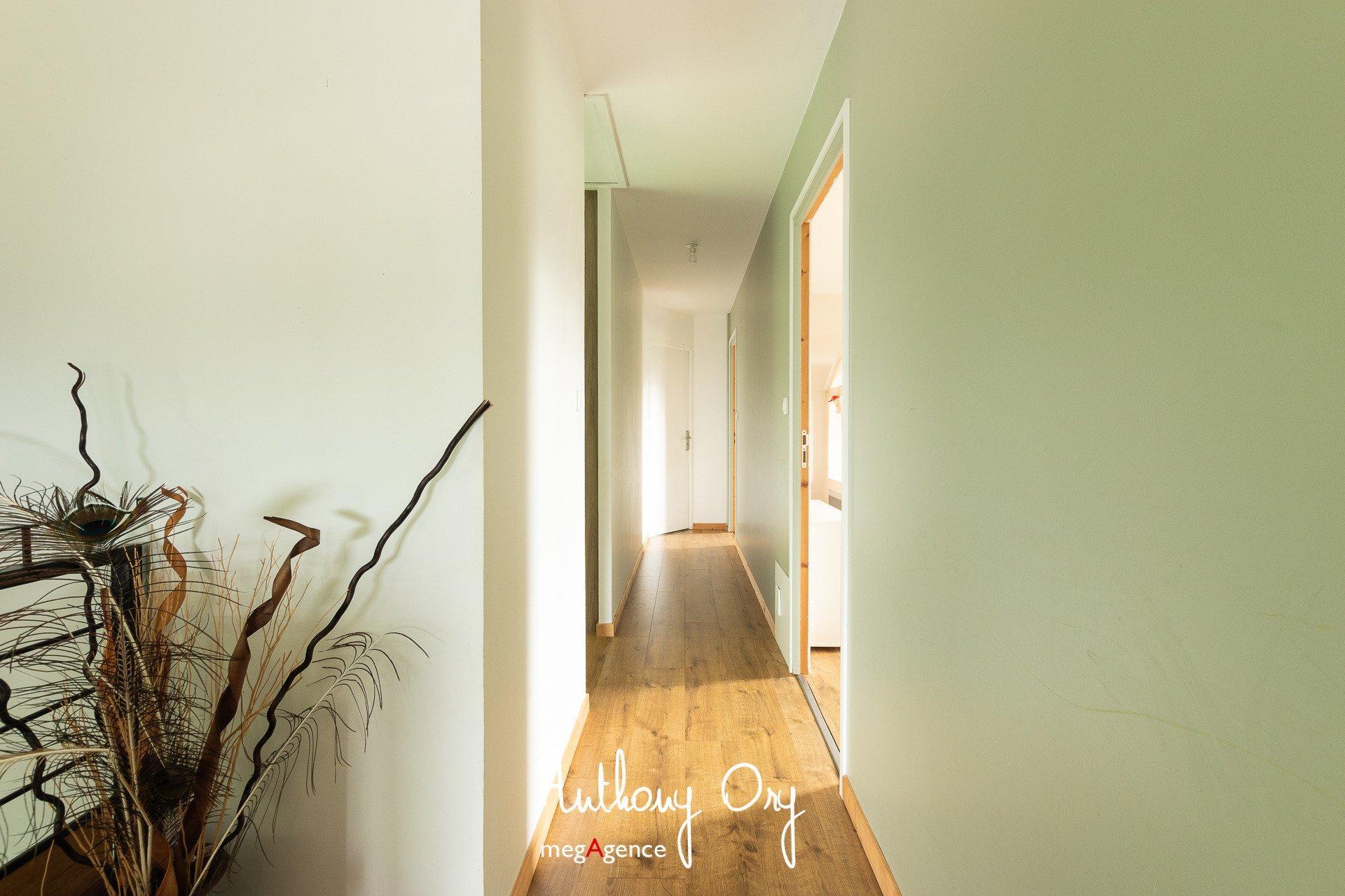 Miniature photo - 14 / 20