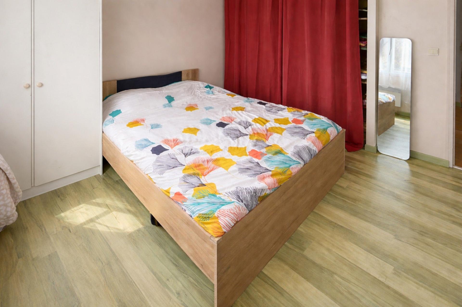 Miniature photo - 12 / 17