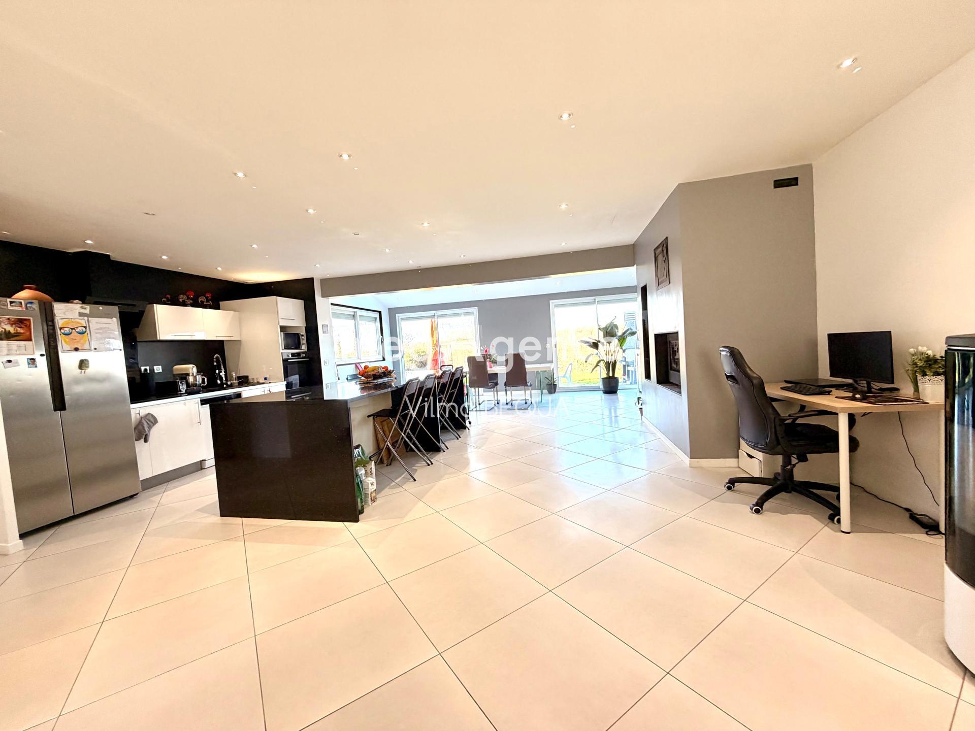 Miniature photo - 3 / 18