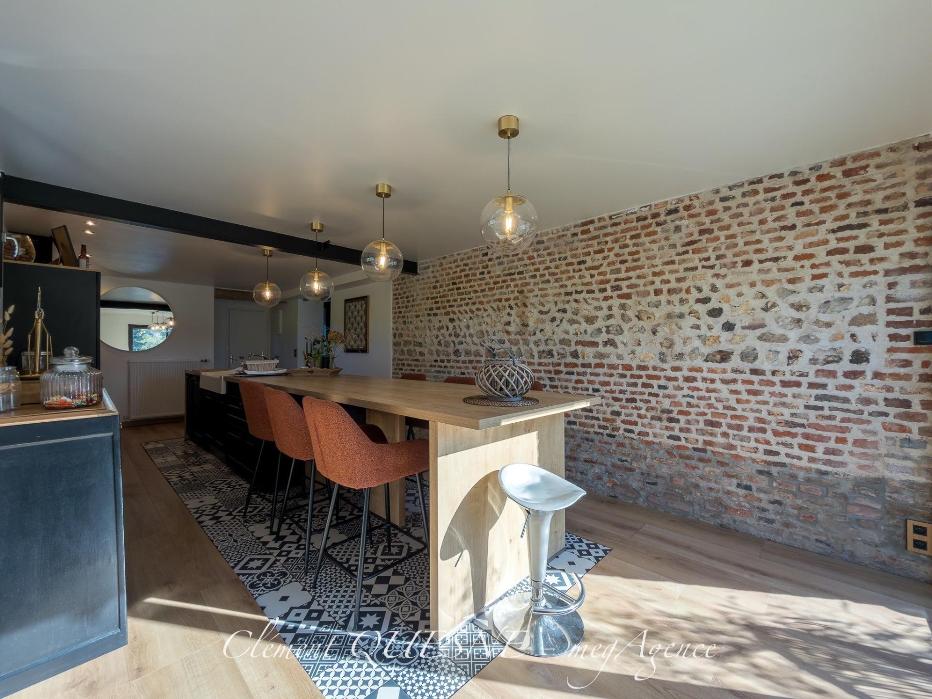 Miniature photo - 10 / 20