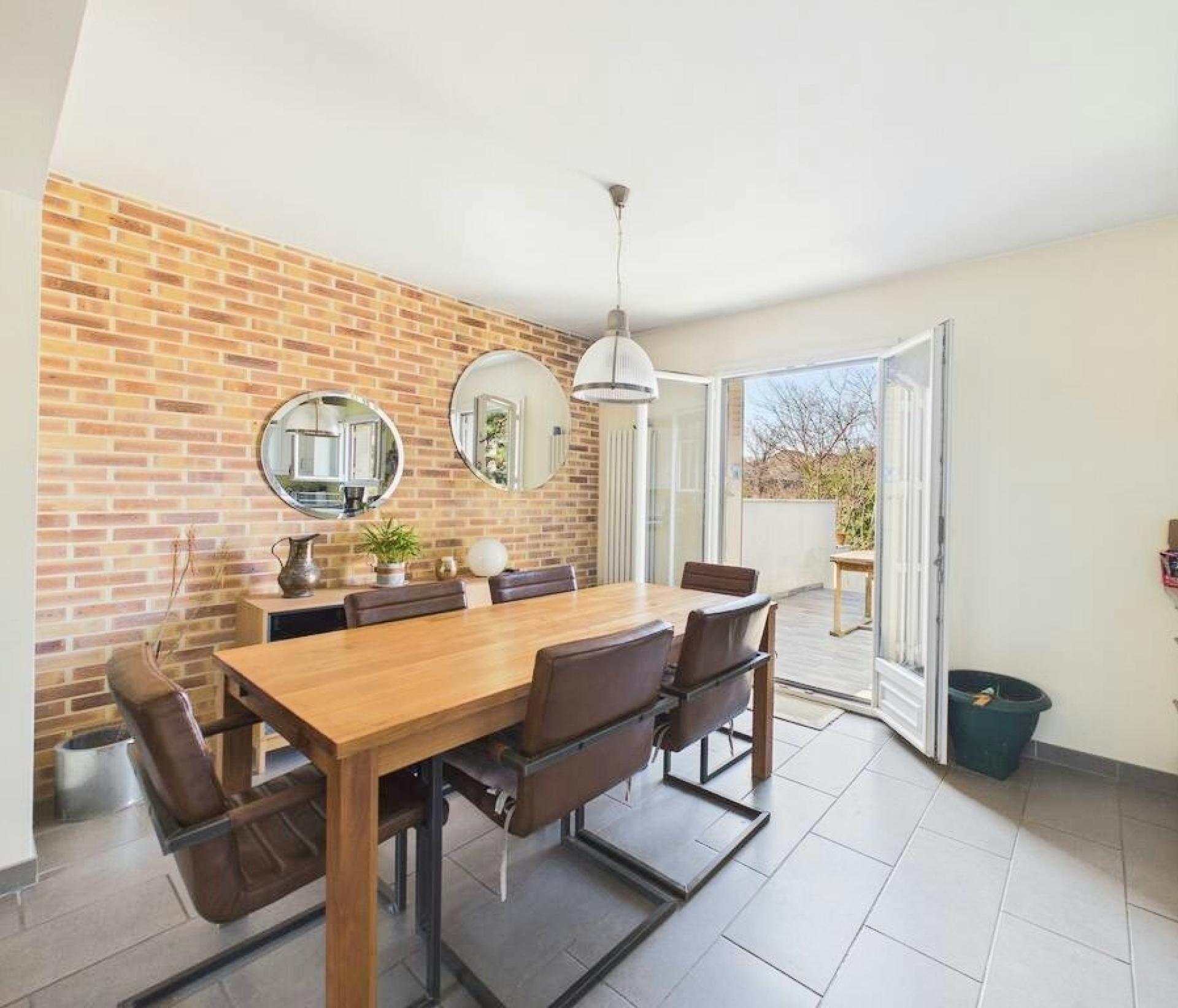 Miniature photo - 2 / 9