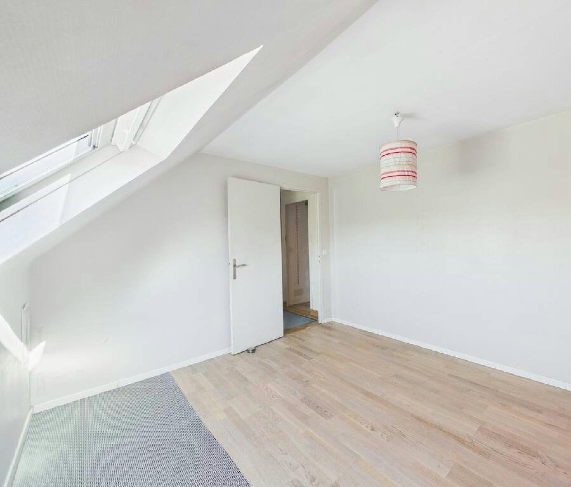 Miniature photo - 5 / 9