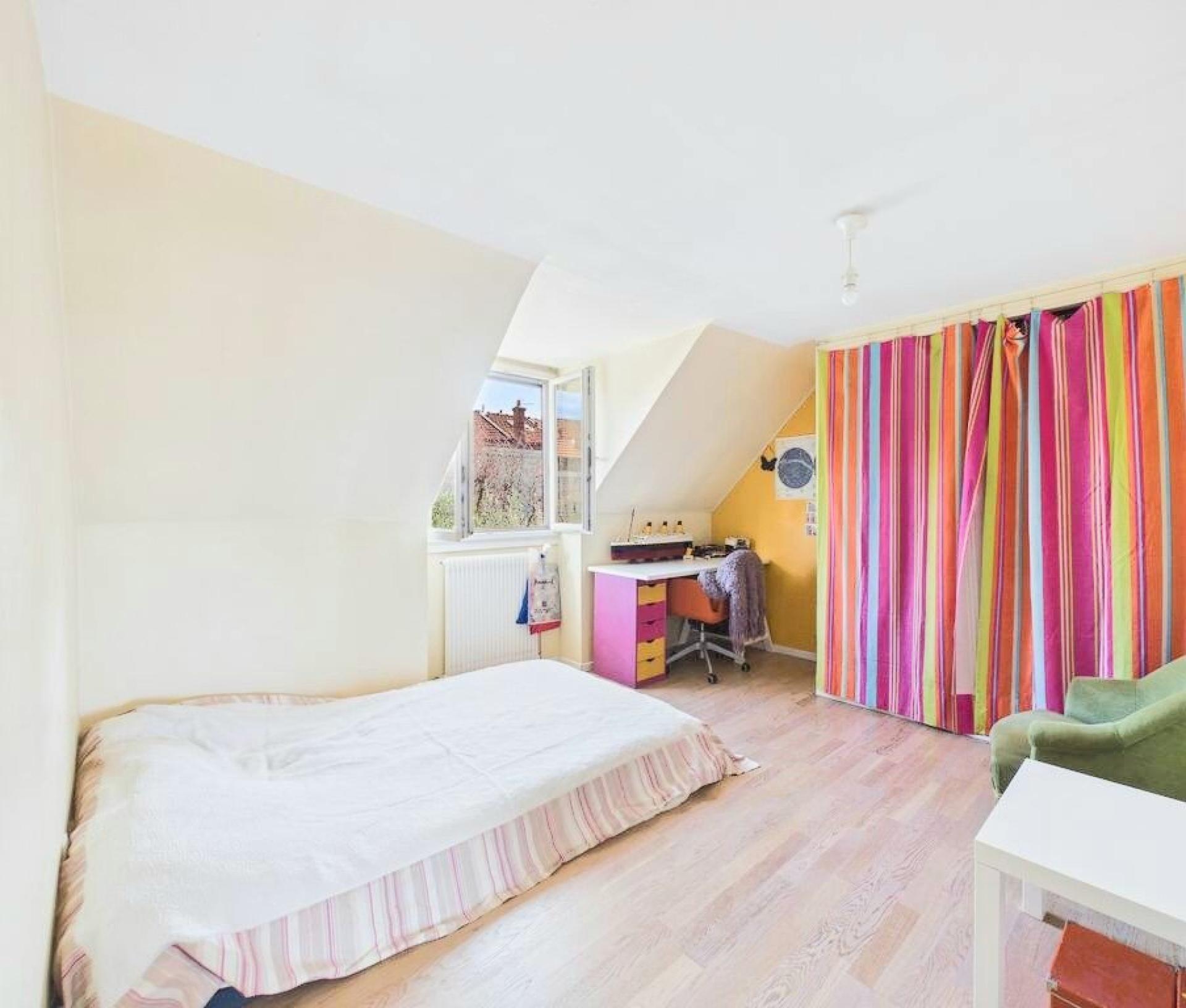 Miniature photo - 7 / 9