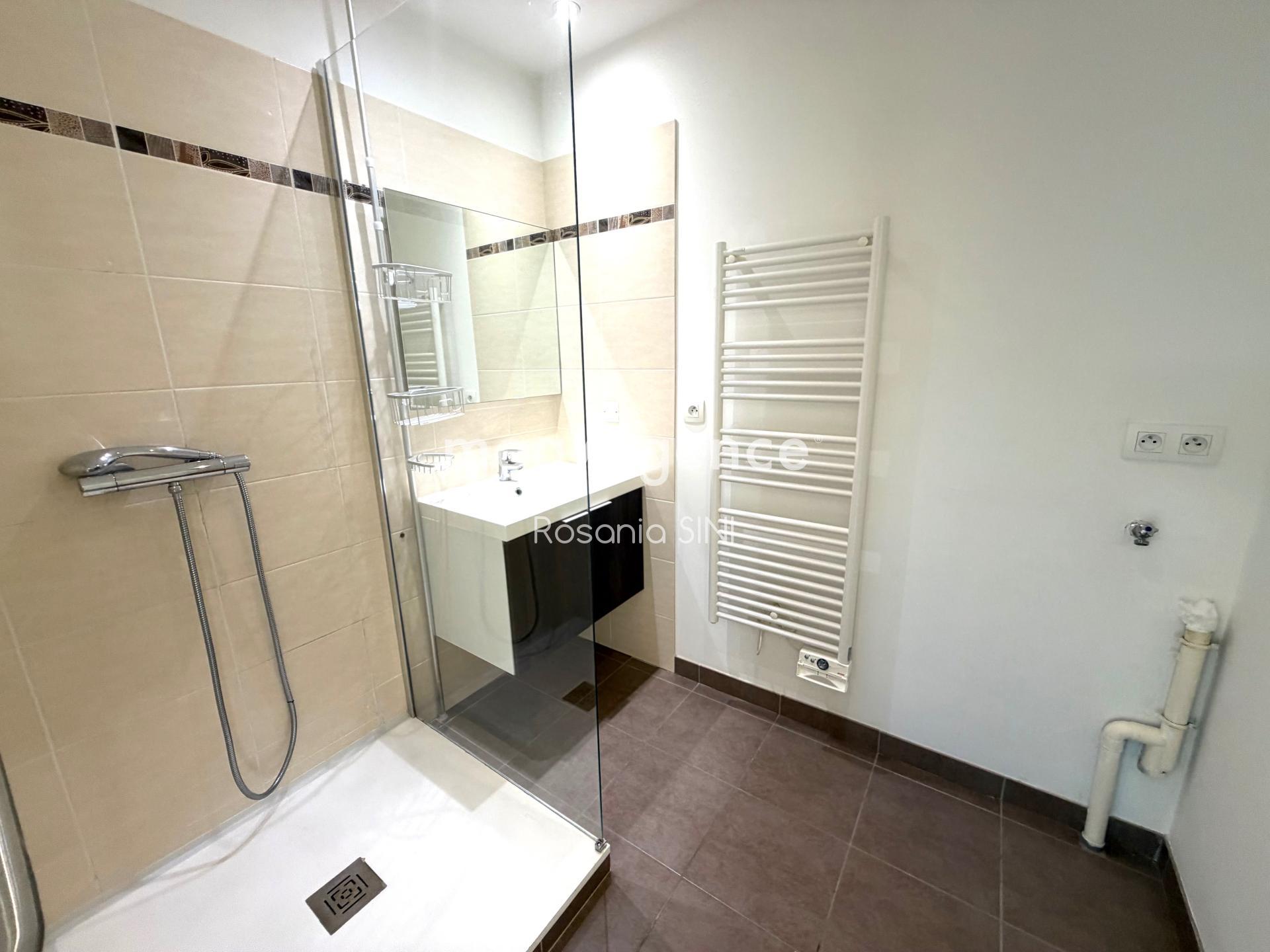 Miniature photo - 8 / 11