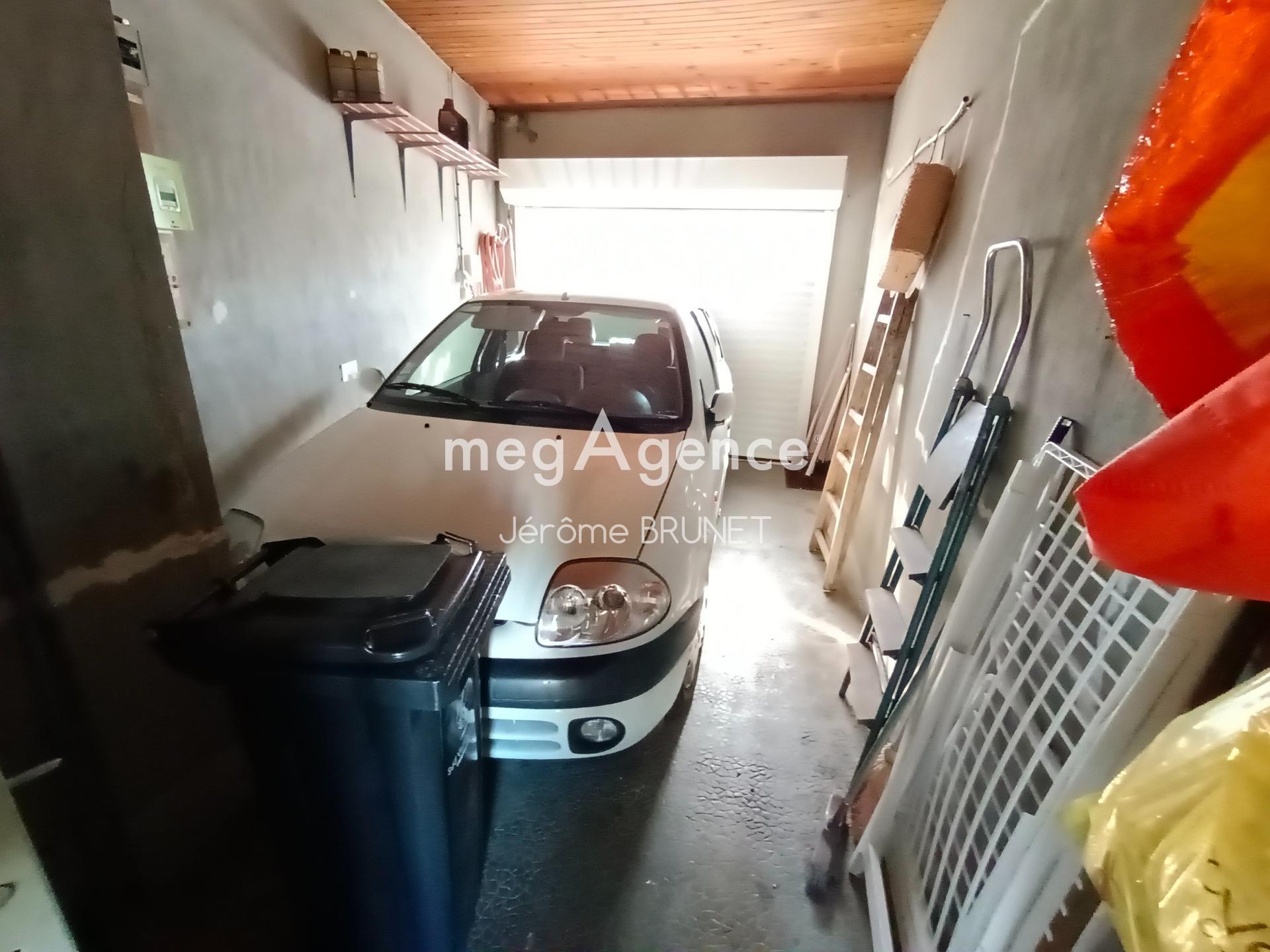 Miniature photo - 12 / 16