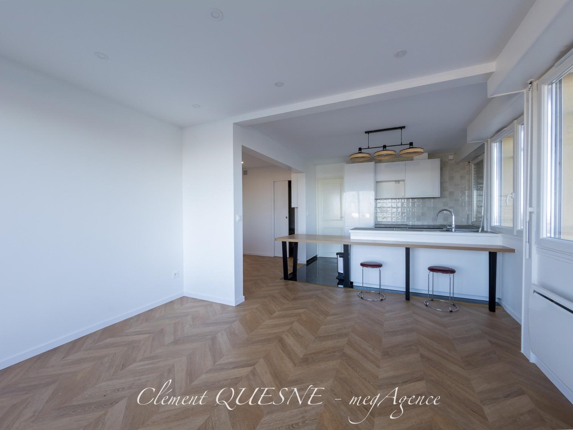 Miniature photo - 15 / 19