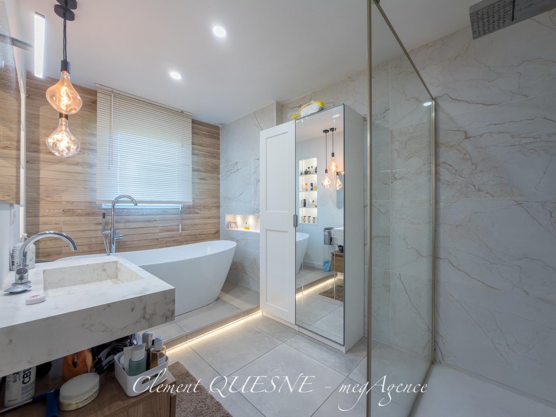 Miniature photo - 15 / 19