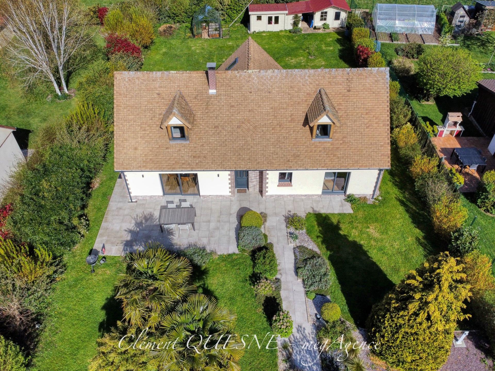 Miniature photo - 2 / 19