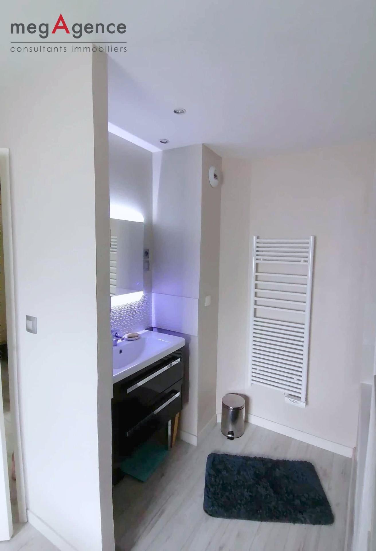 Miniature photo - 10 / 17